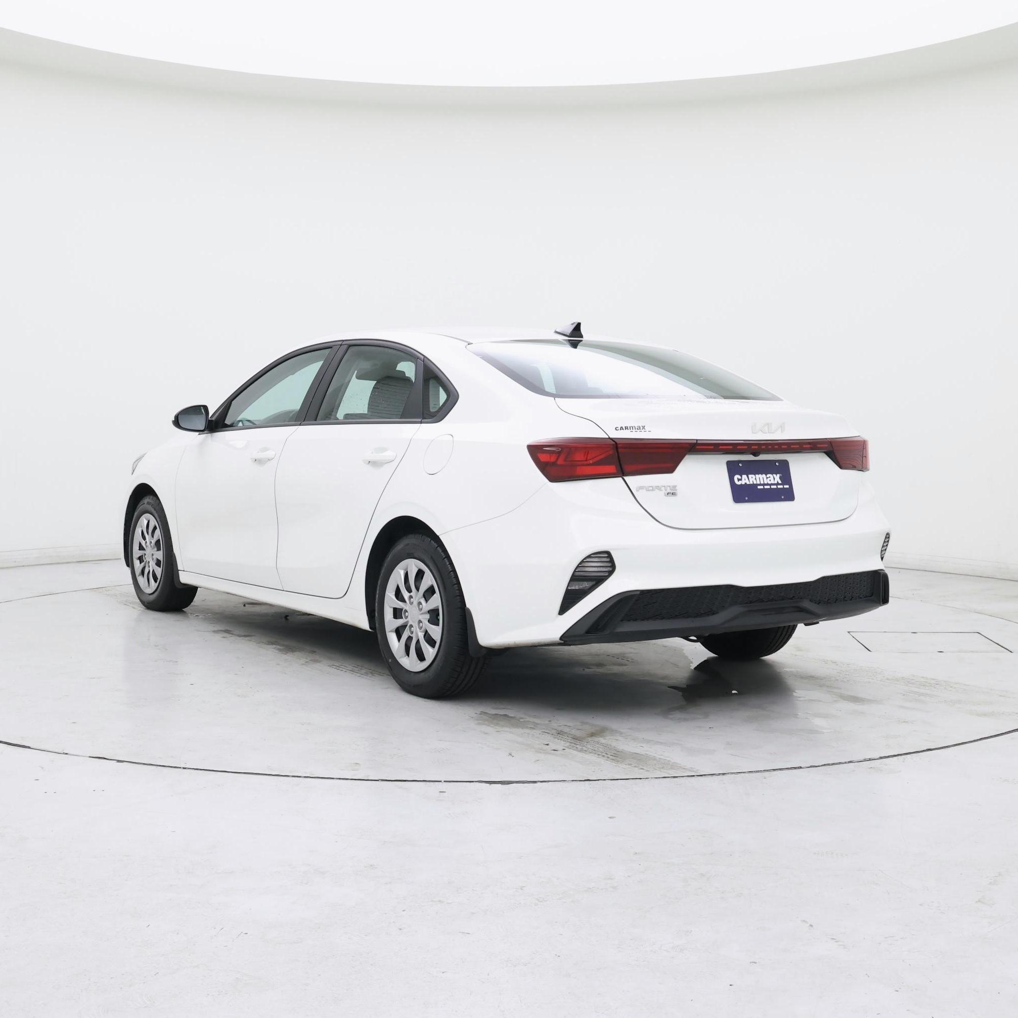 Thumbnail: 2023 Kia Forte - 2