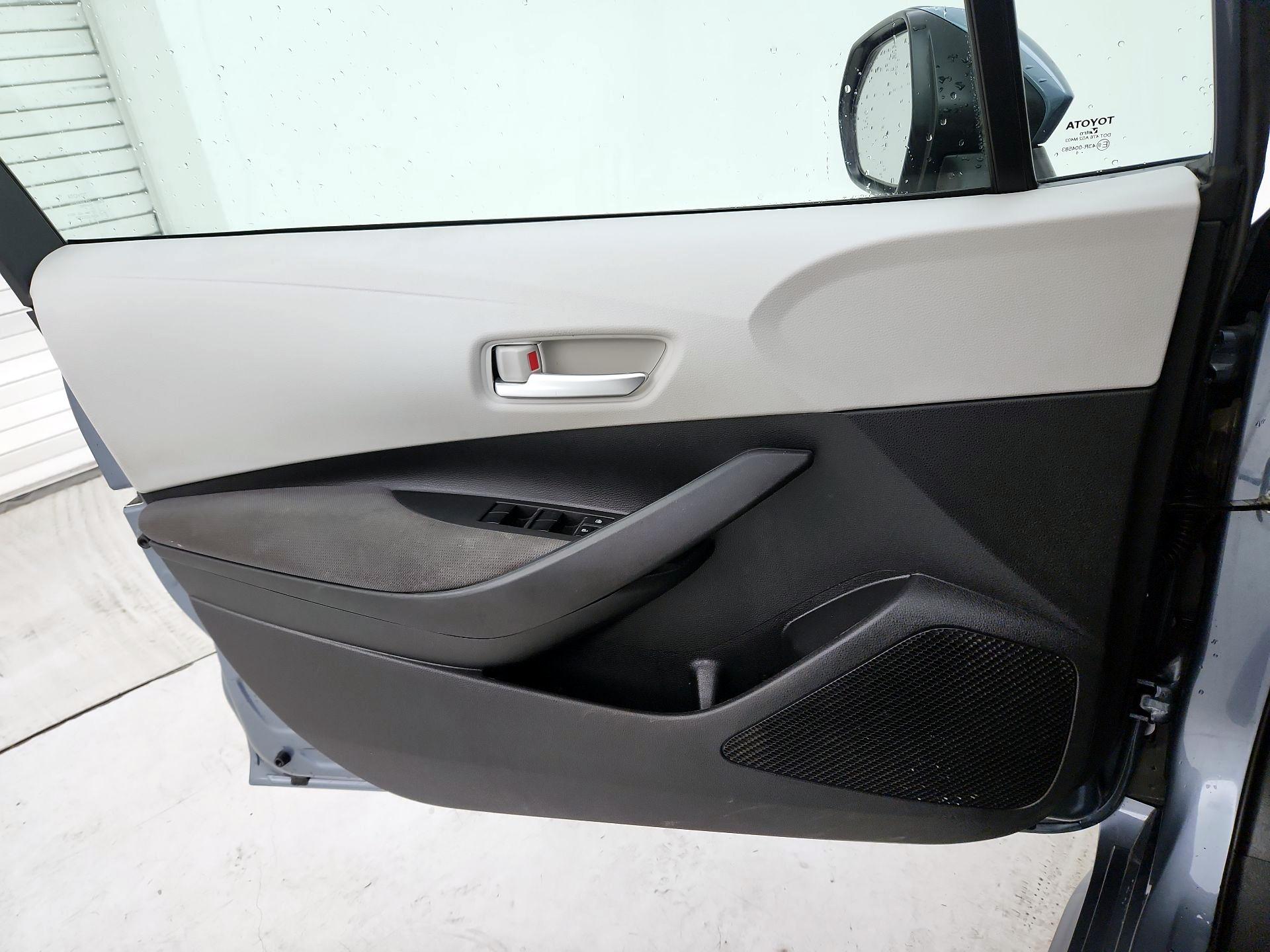 Thumbnail: 2021 Toyota Corolla - 12