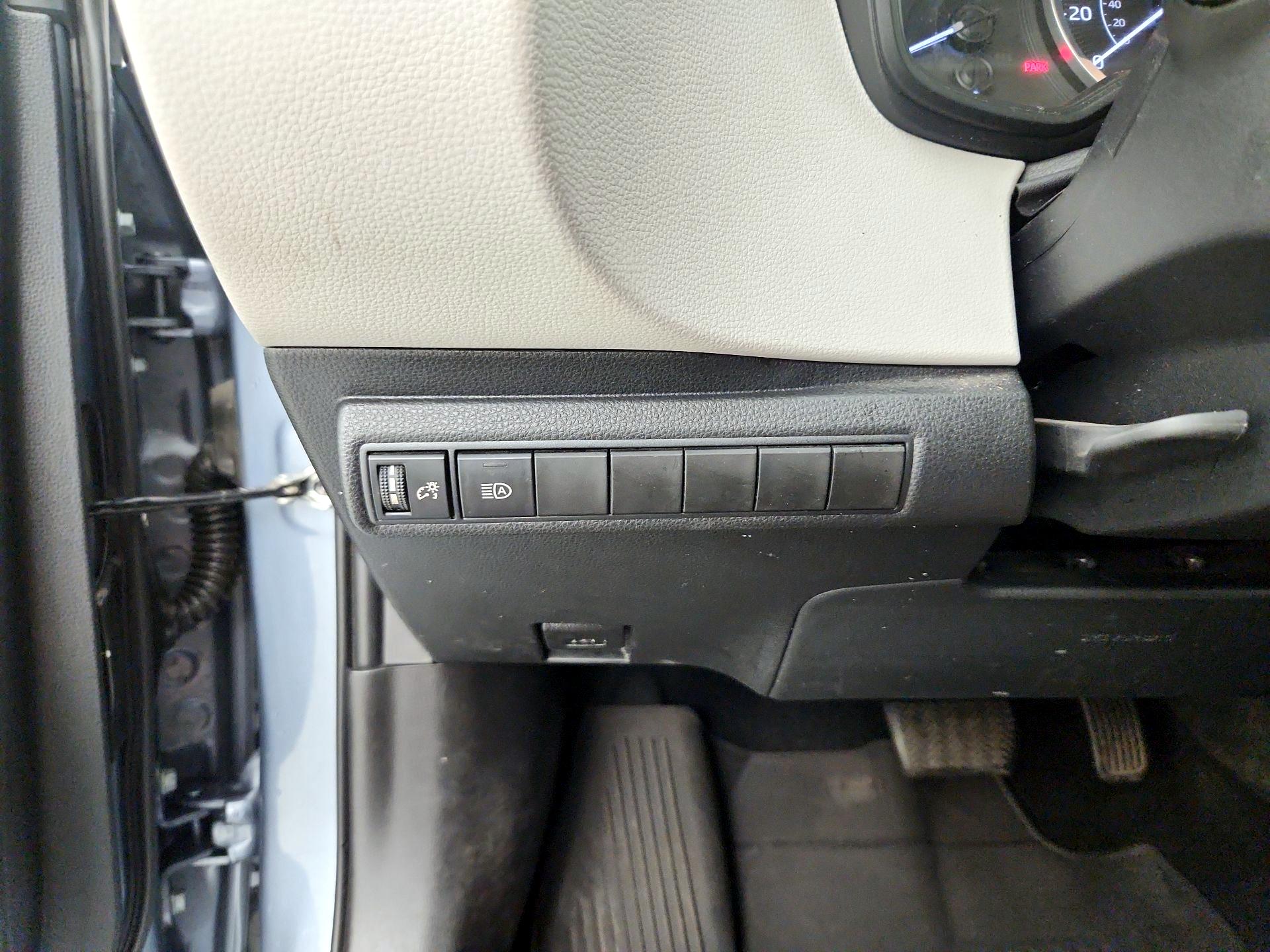 Thumbnail: 2021 Toyota Corolla - 13