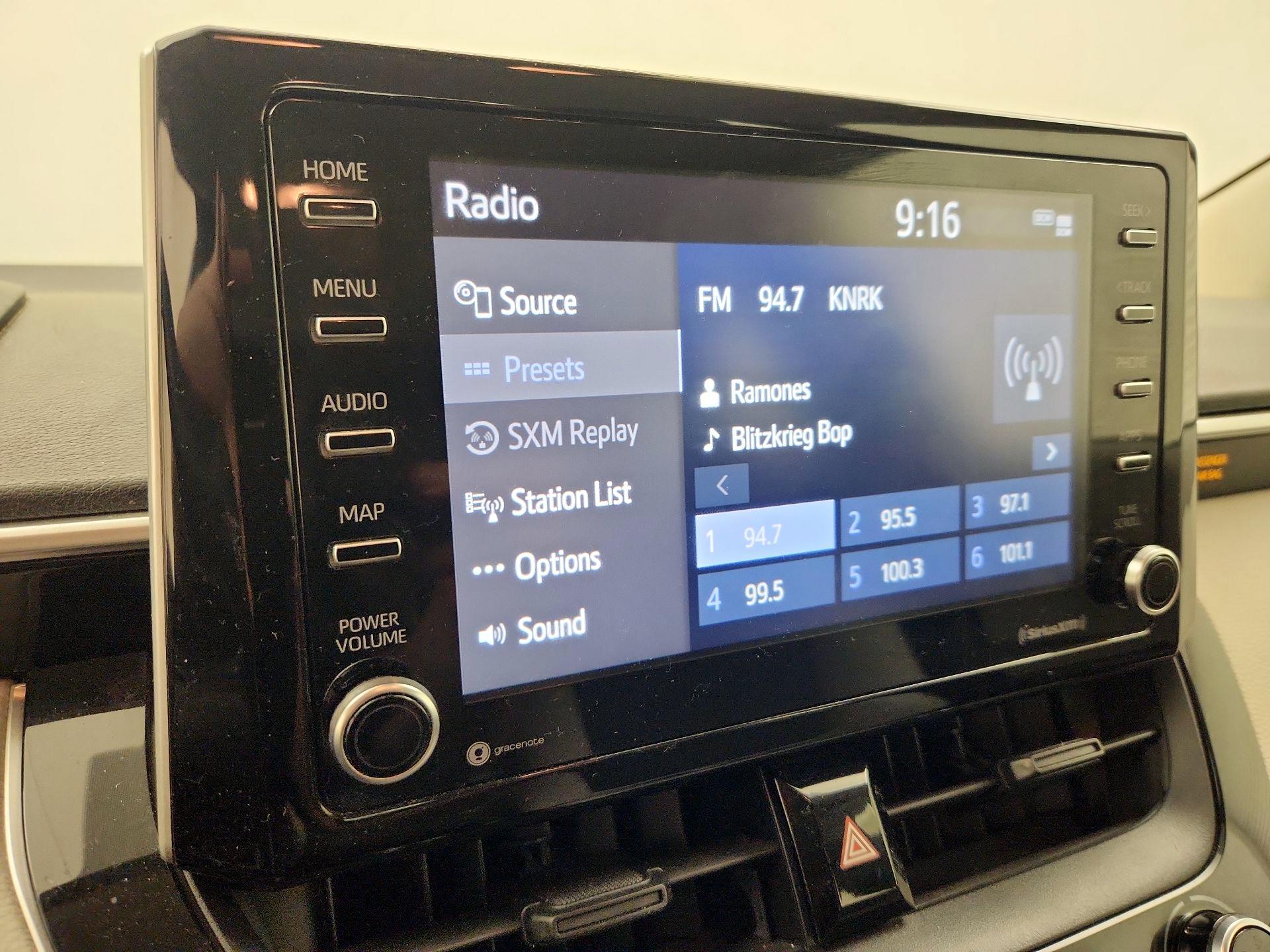 Thumbnail: 2021 Toyota Corolla - 15