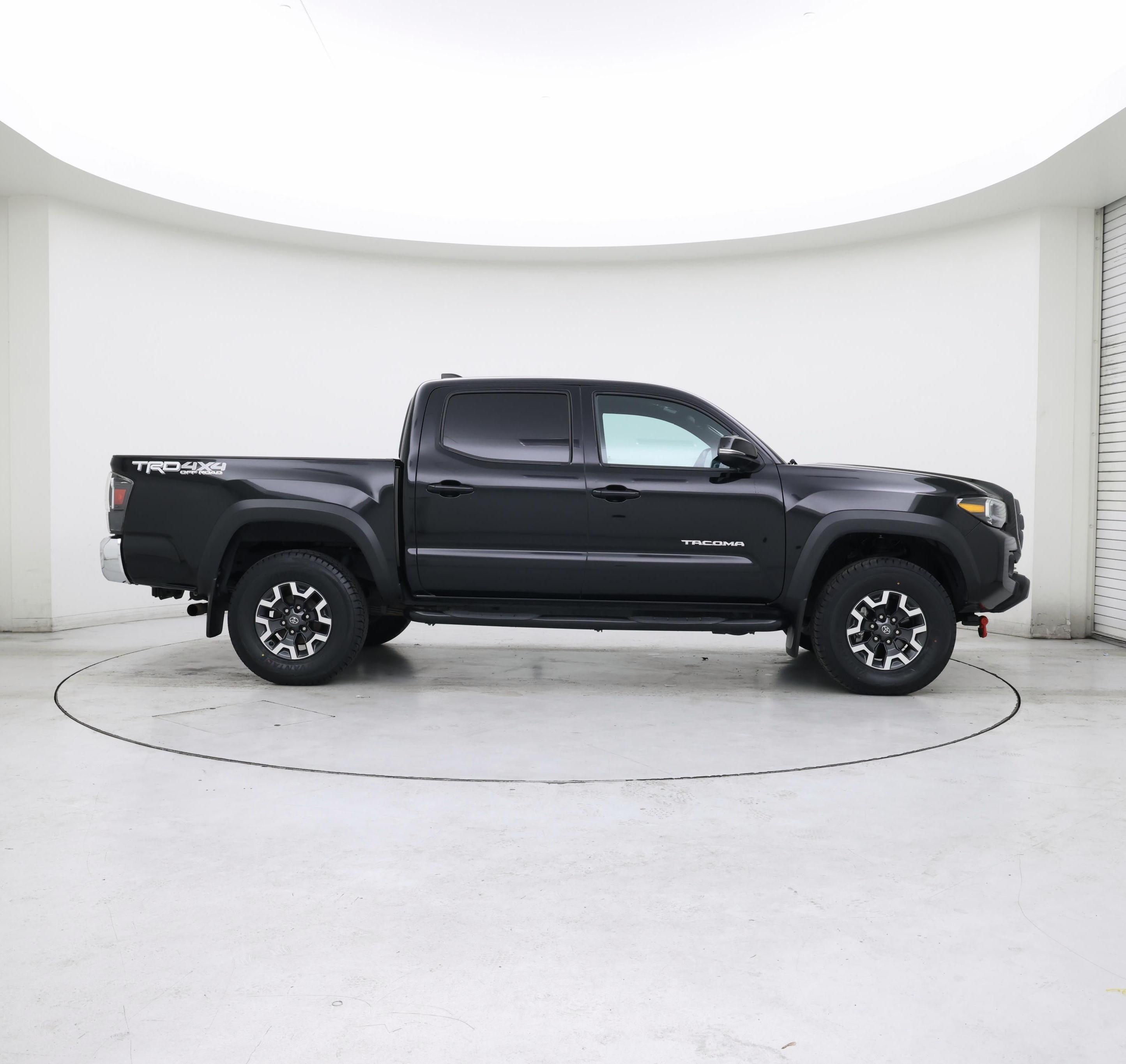 Thumbnail: 2021 Toyota Tacoma - 7