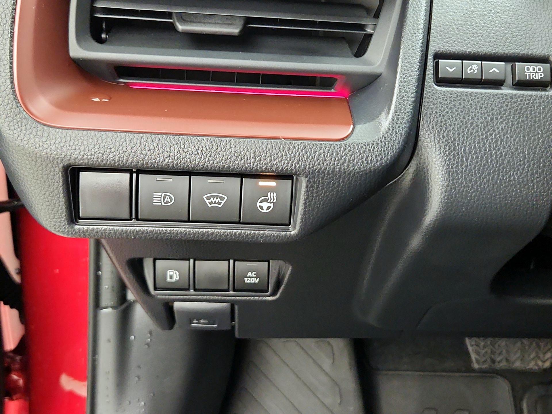 Thumbnail: 2024 Toyota Prius Prime - 13