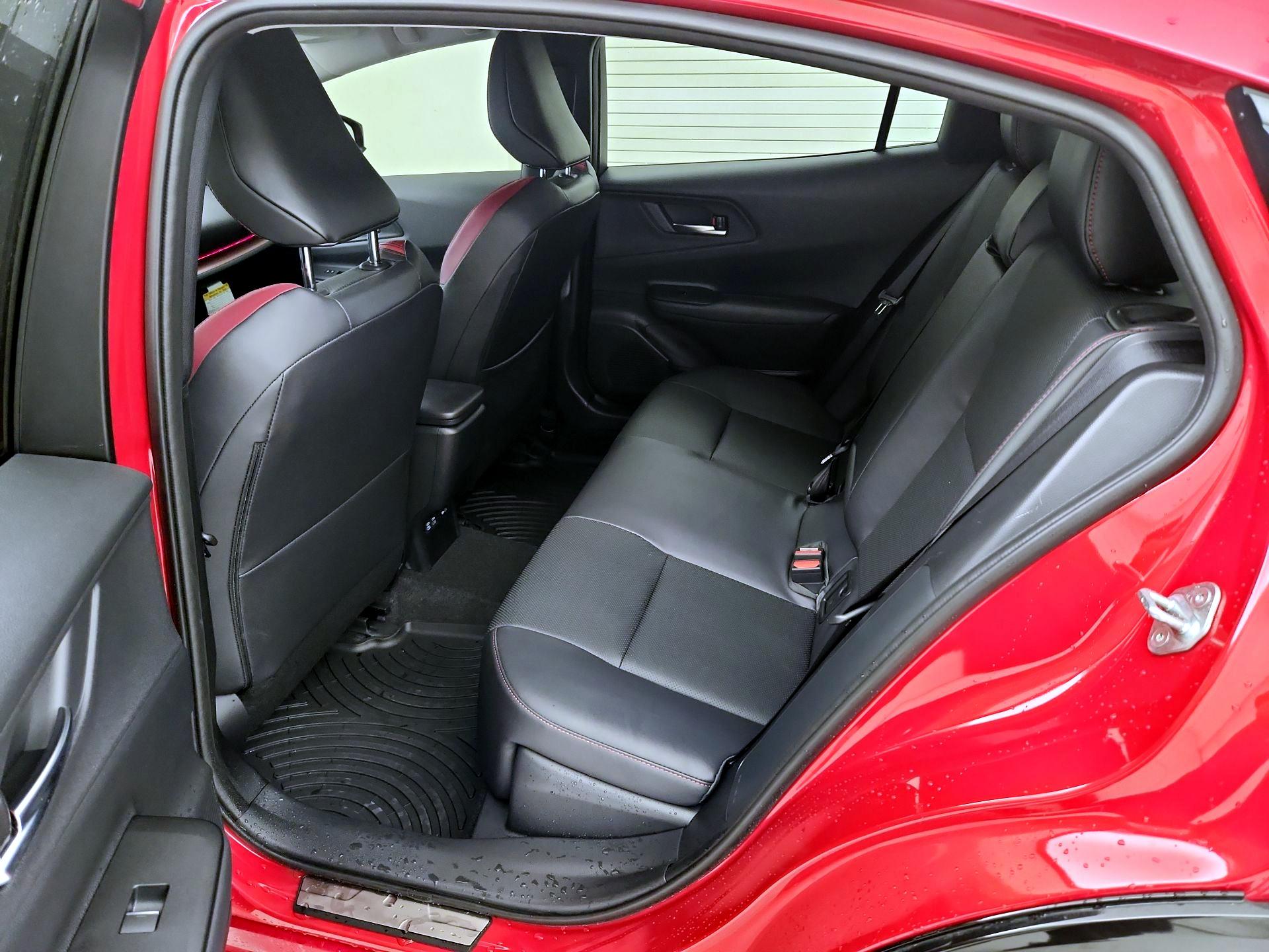 Thumbnail: 2024 Toyota Prius Prime - 19