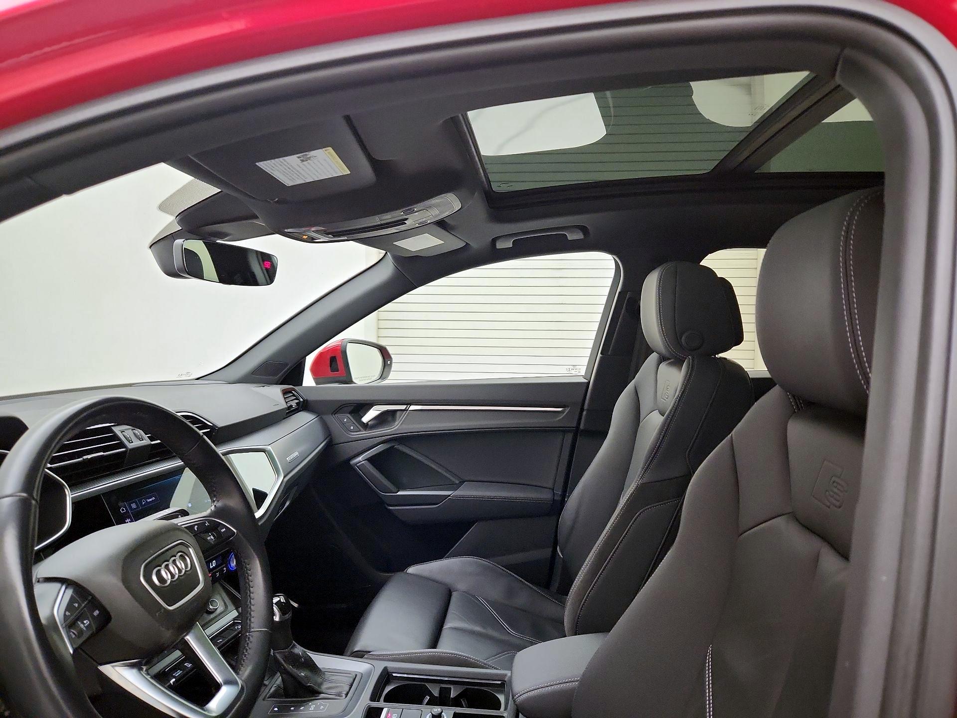 Thumbnail: 2020 Audi Q3 - 20