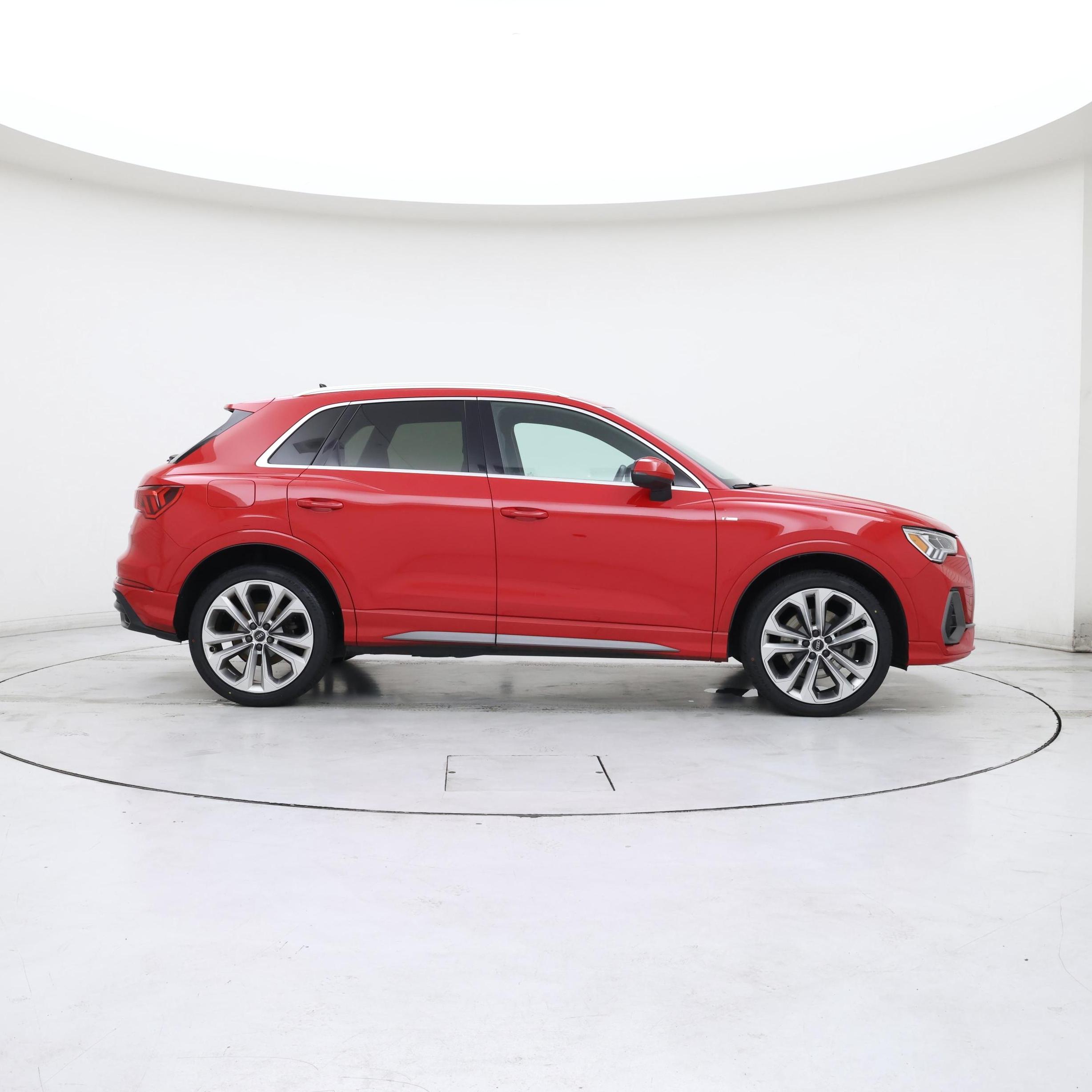 Thumbnail: 2020 Audi Q3 - 7