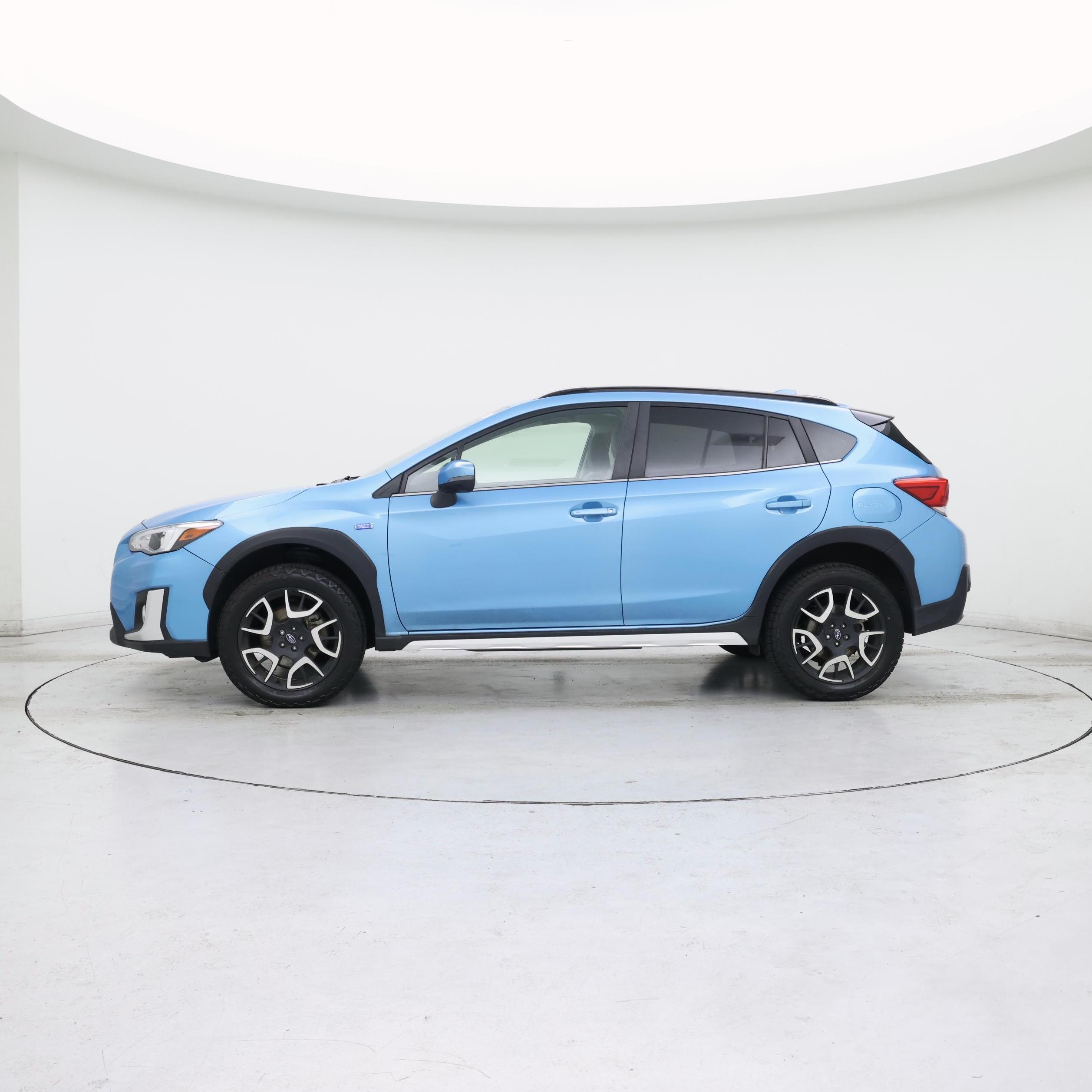 Thumbnail: 2020 Subaru Crosstrek - 3