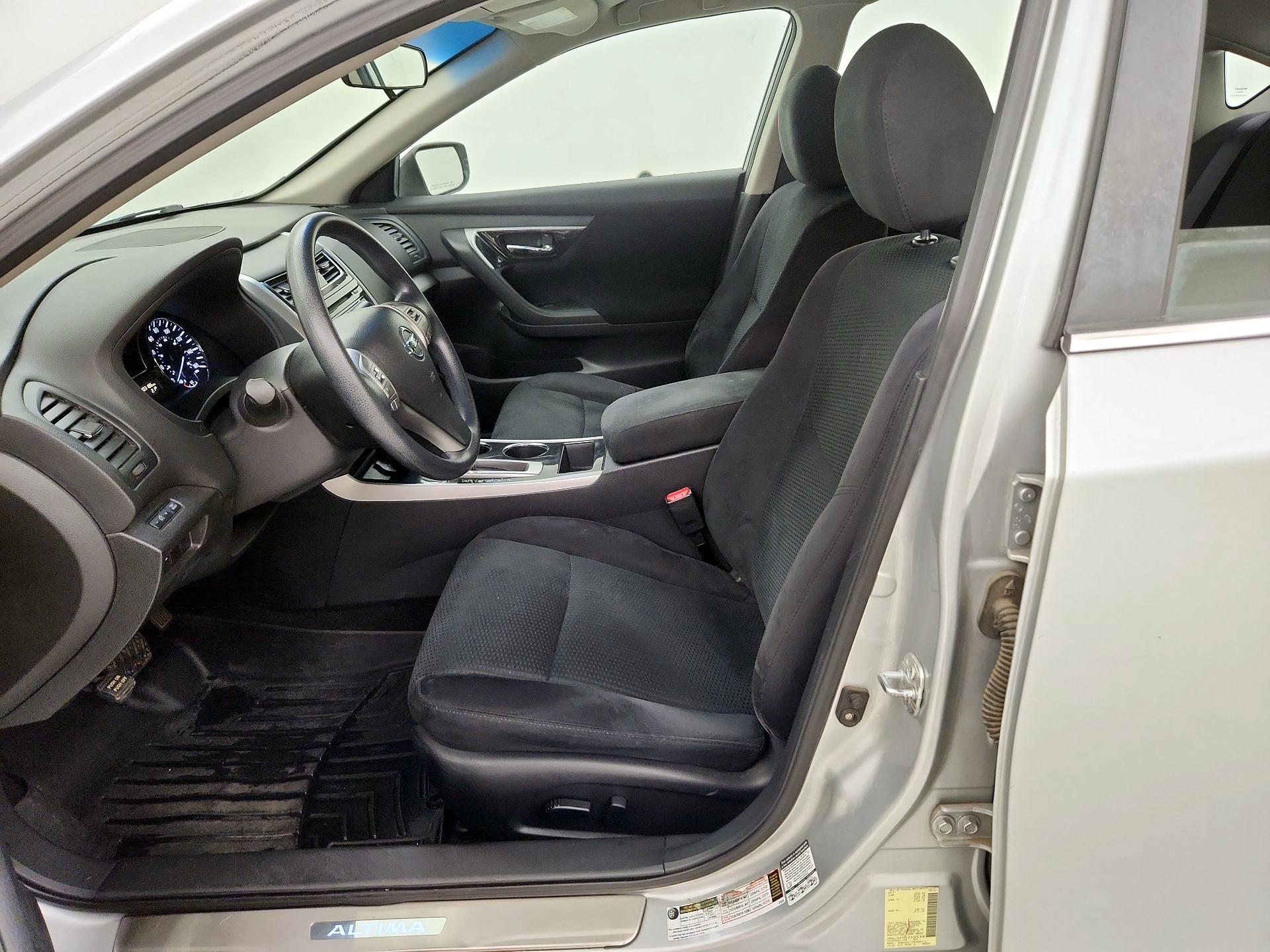 Thumbnail: 2014 Nissan Altima - 11