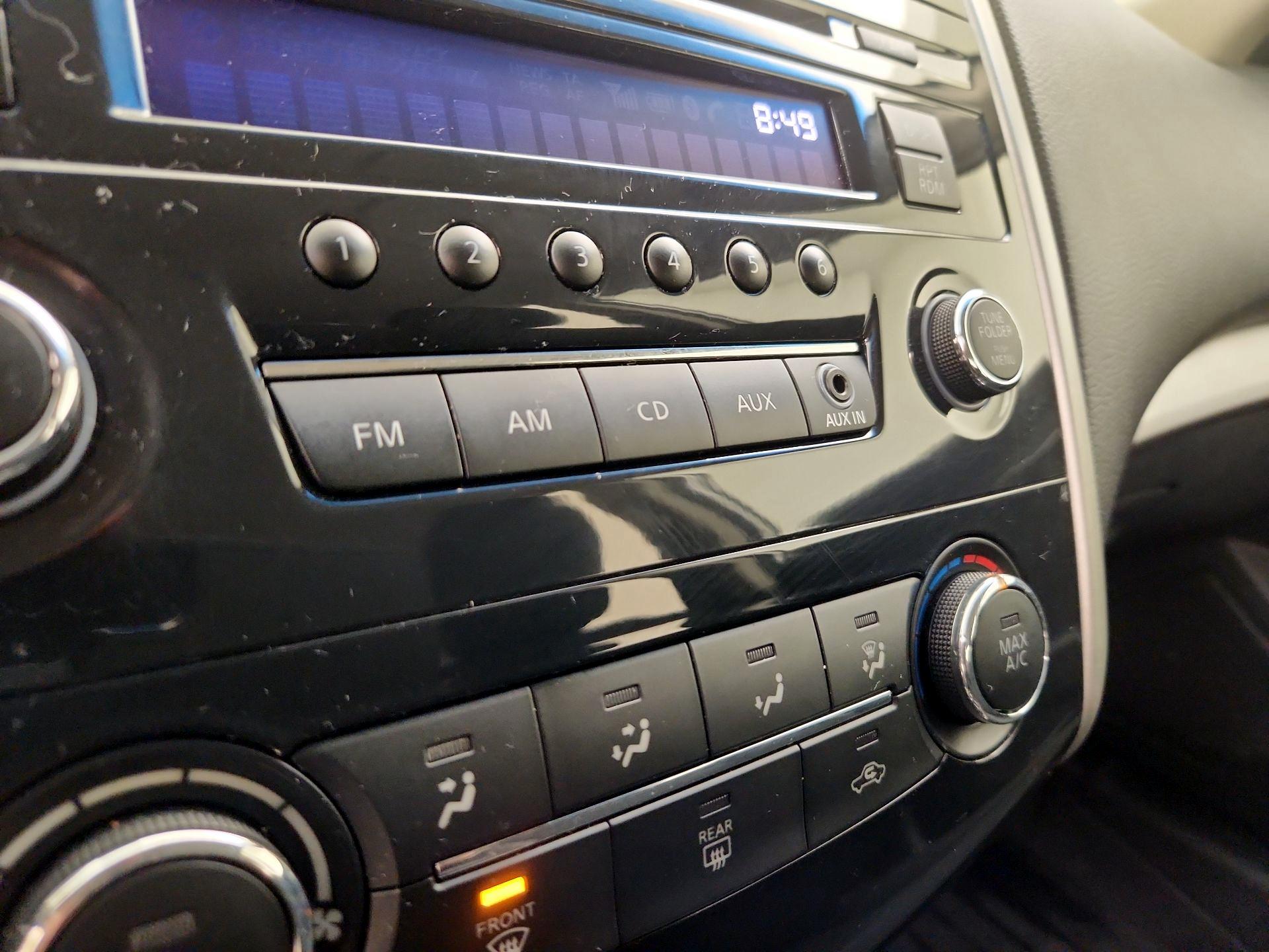 Thumbnail: 2014 Nissan Altima - 17