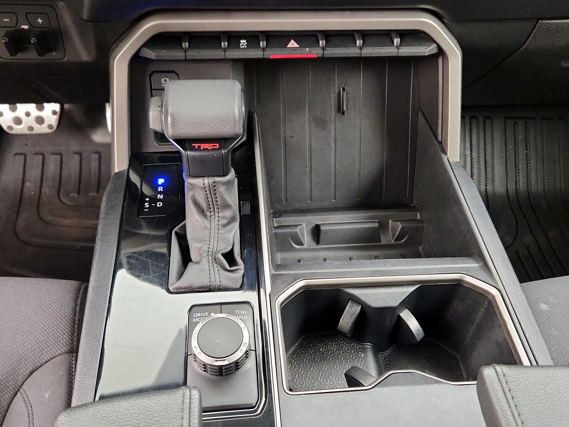 Thumbnail: 2022 Toyota Tundra - 17