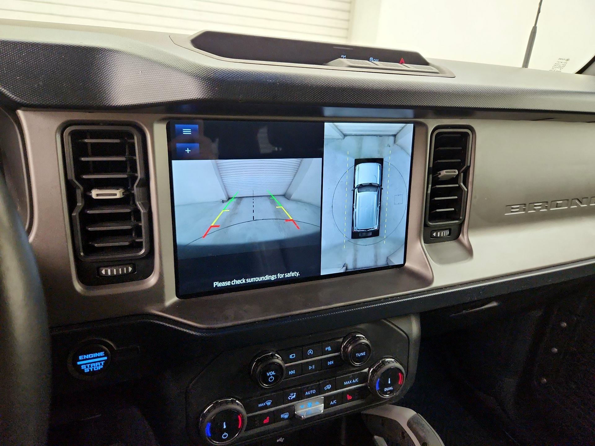 Thumbnail: 2022 Ford Bronco - 15