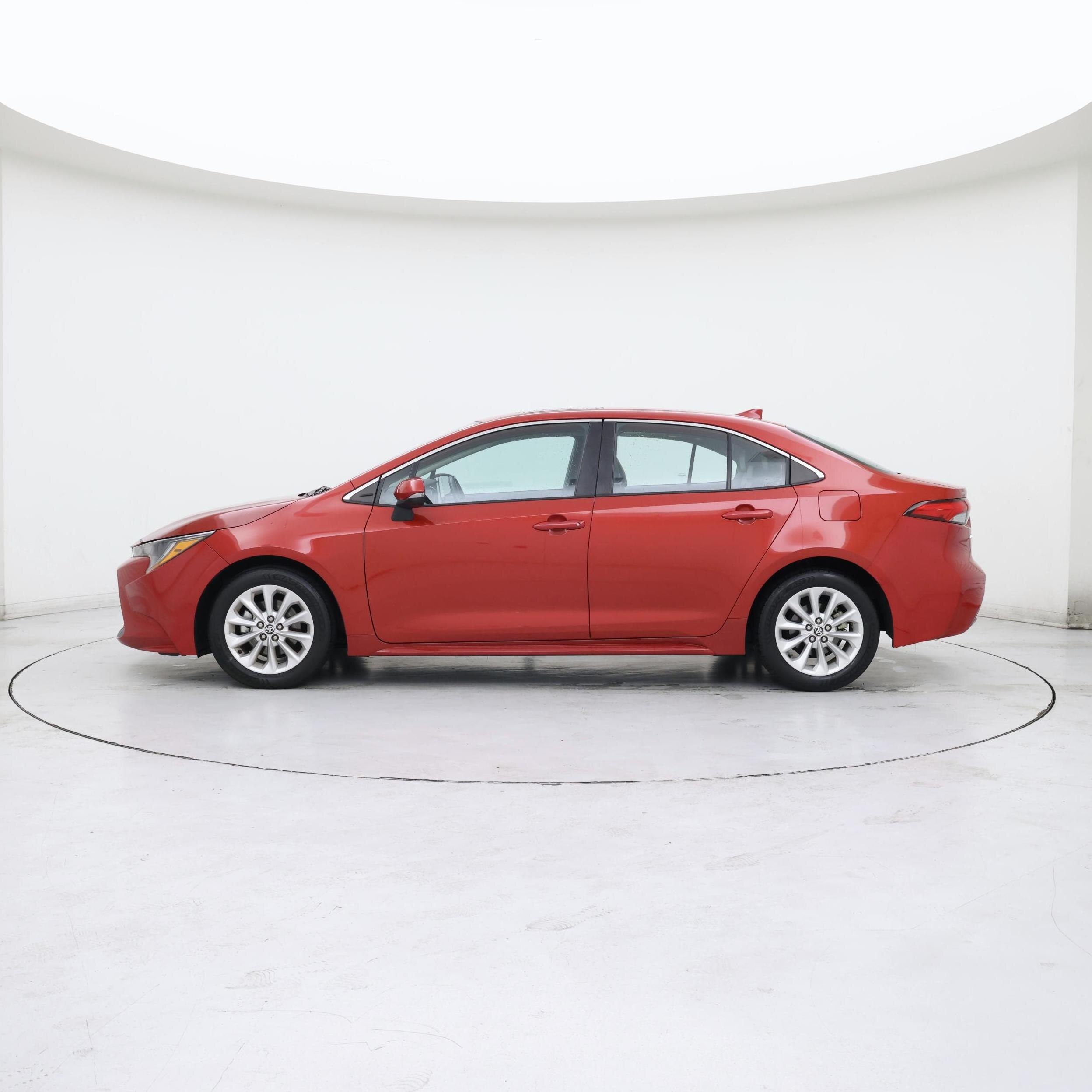 Thumbnail: 2021 Toyota Corolla - 3