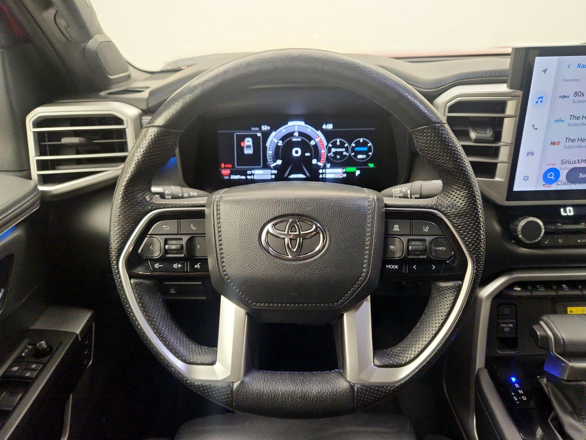 Thumbnail: 2022 Toyota Tundra - 10