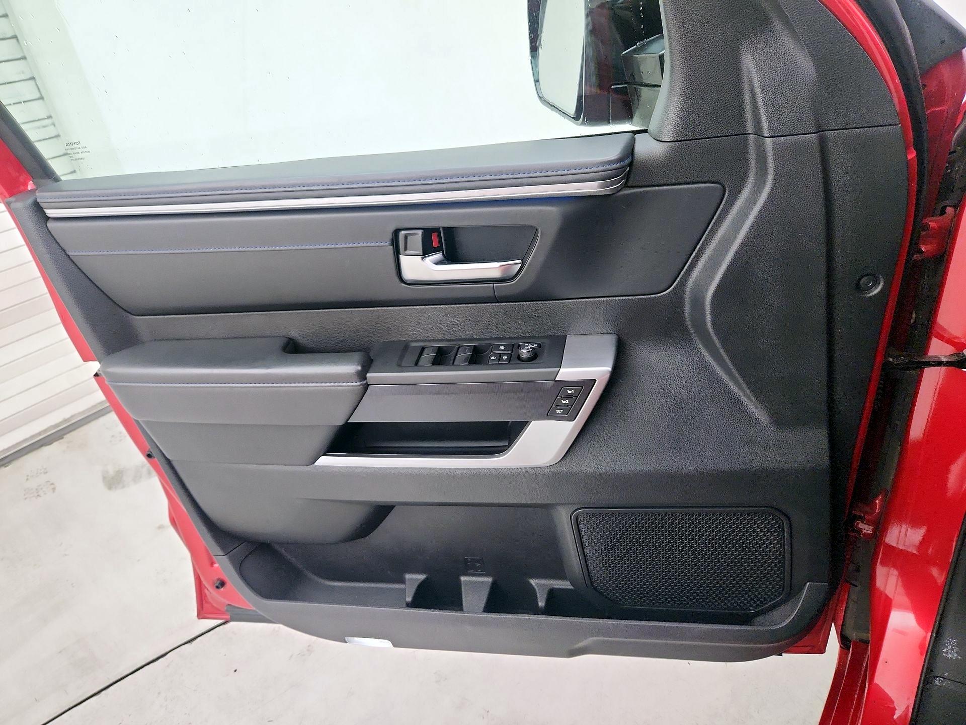 Thumbnail: 2022 Toyota Tundra - 12