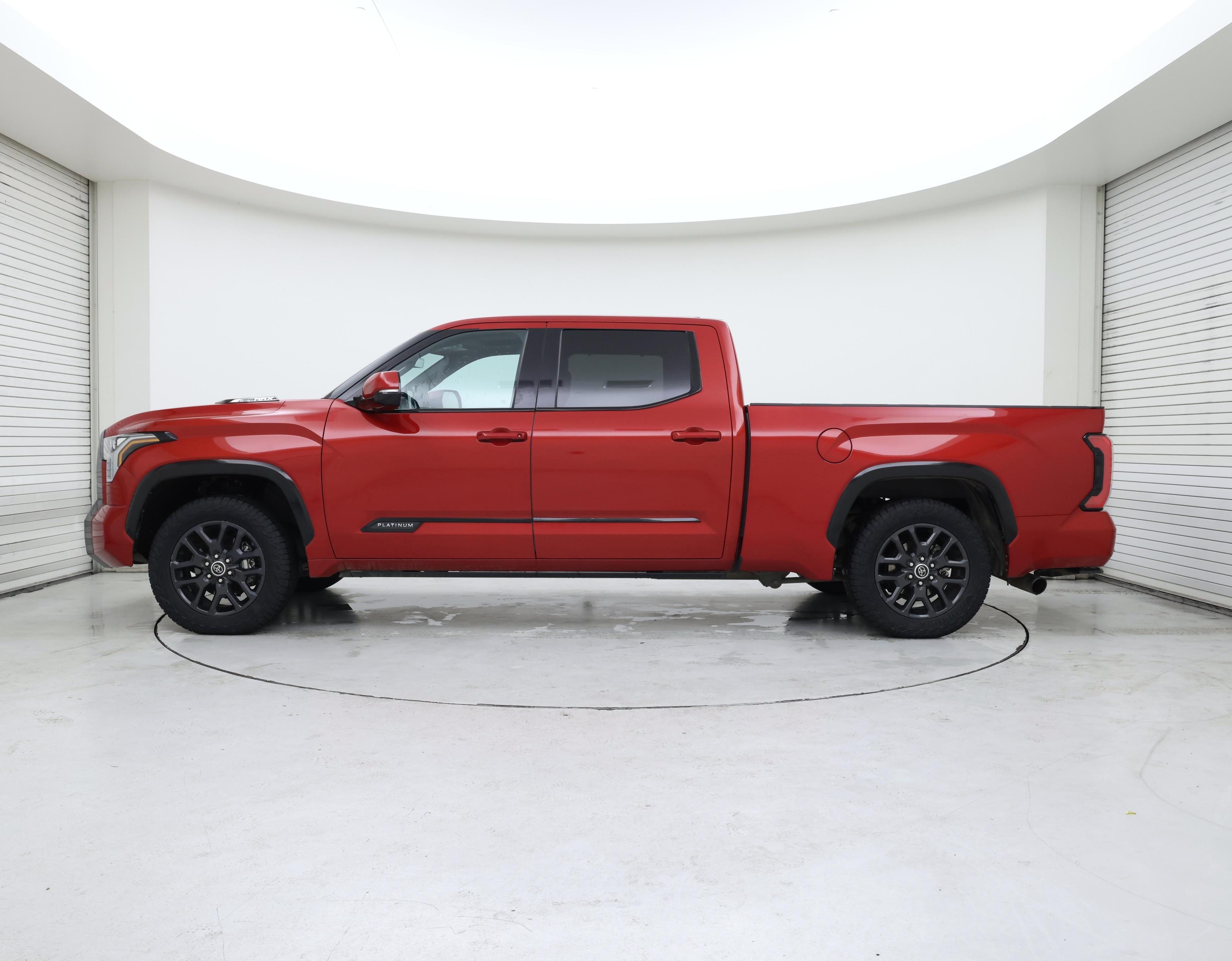 Thumbnail: 2022 Toyota Tundra - 3