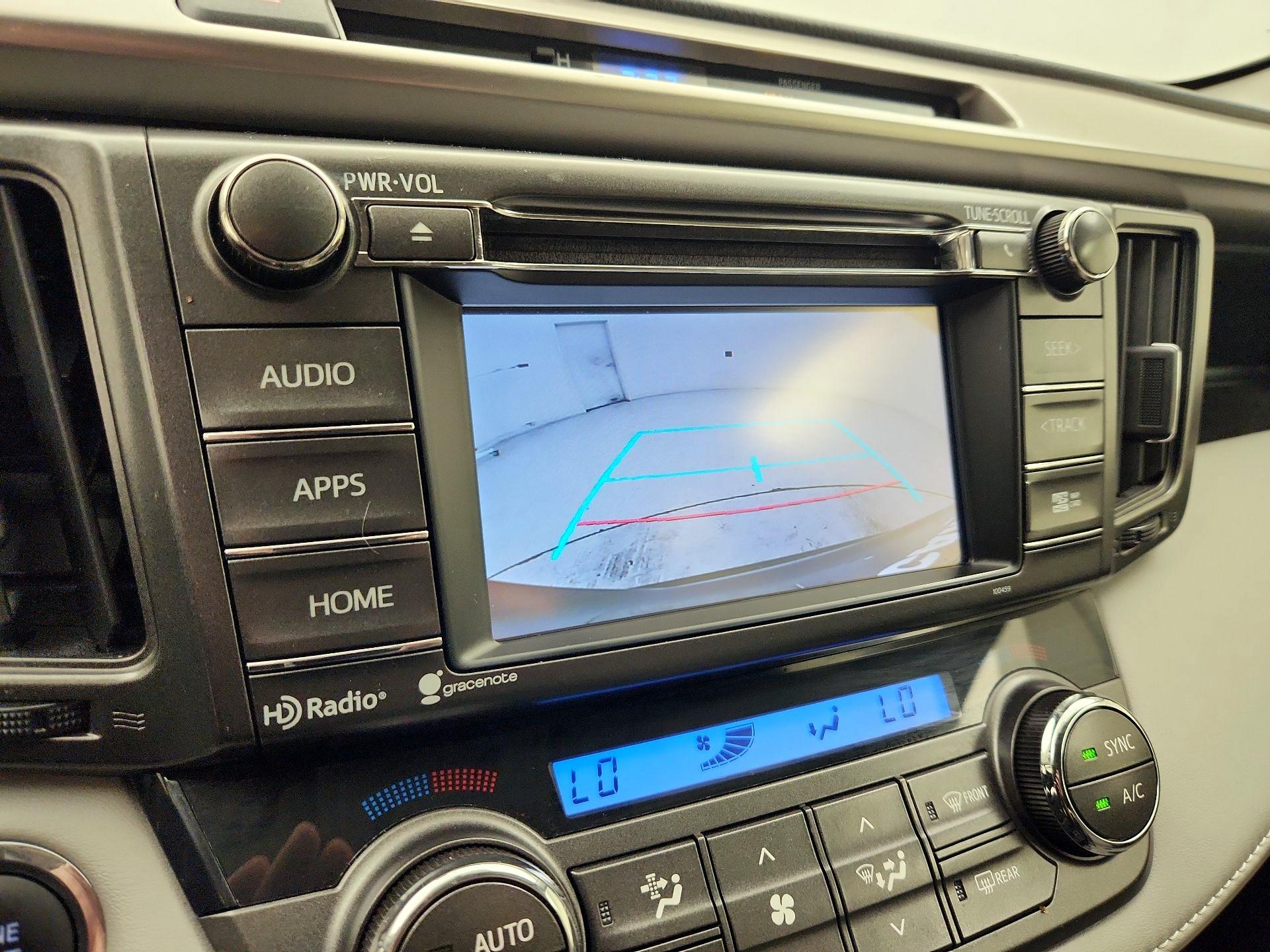 Thumbnail: 2015 Toyota RAV4 - 15