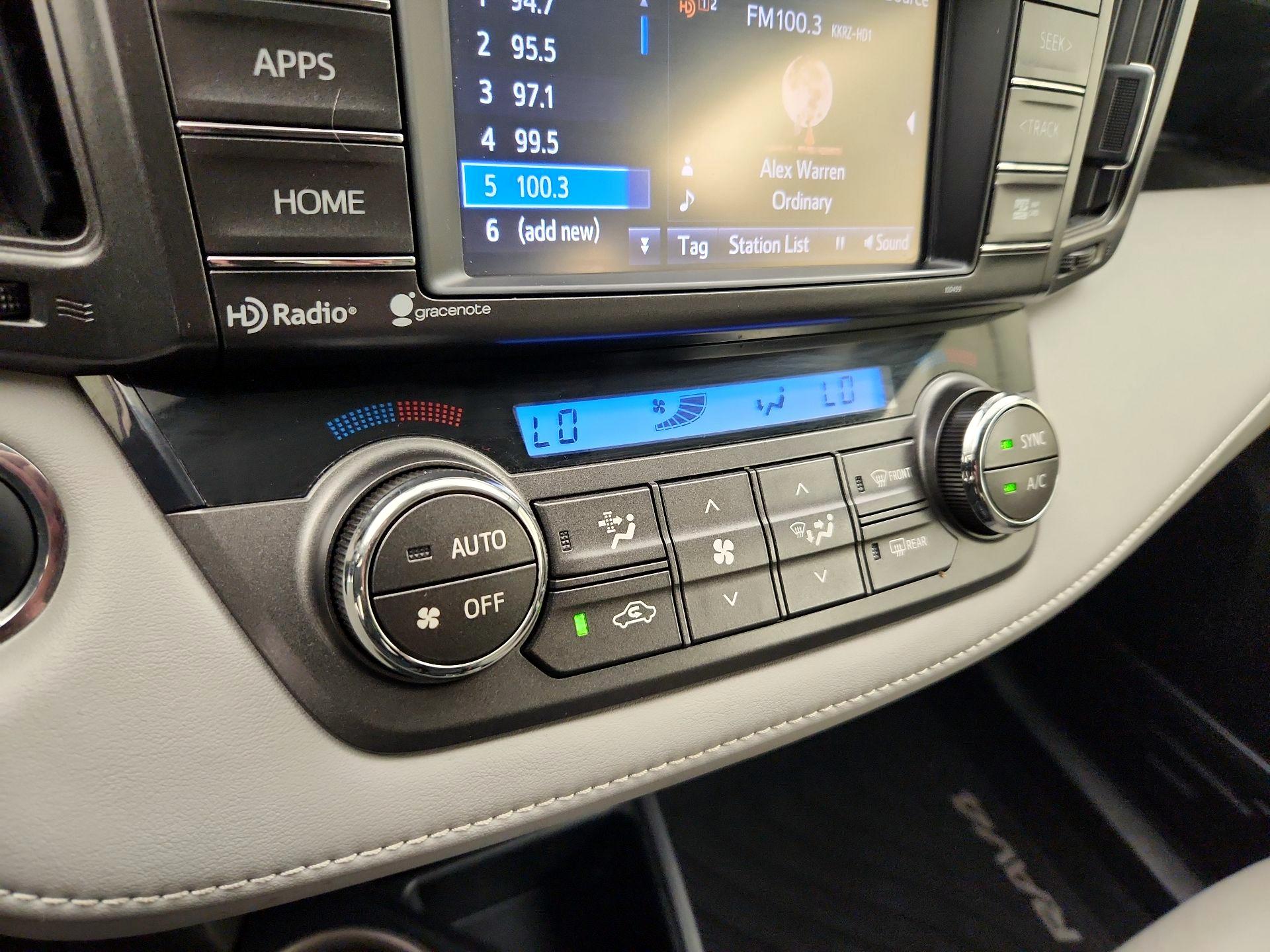 Thumbnail: 2015 Toyota RAV4 - 17