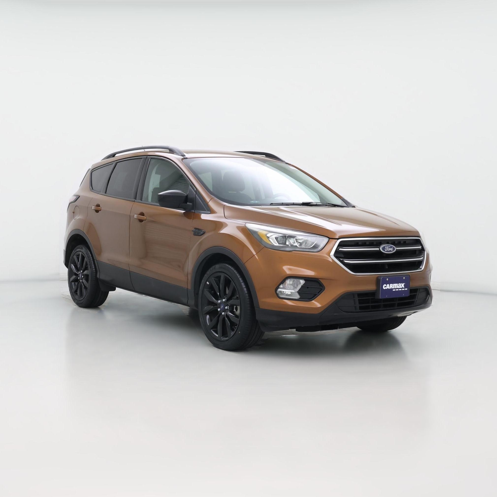 Thumbnail: 2017 Ford Escape - 1