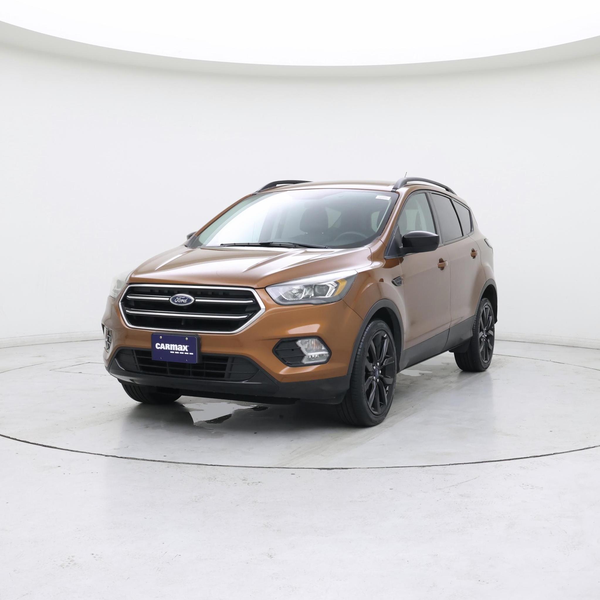 Thumbnail: 2017 Ford Escape - 4