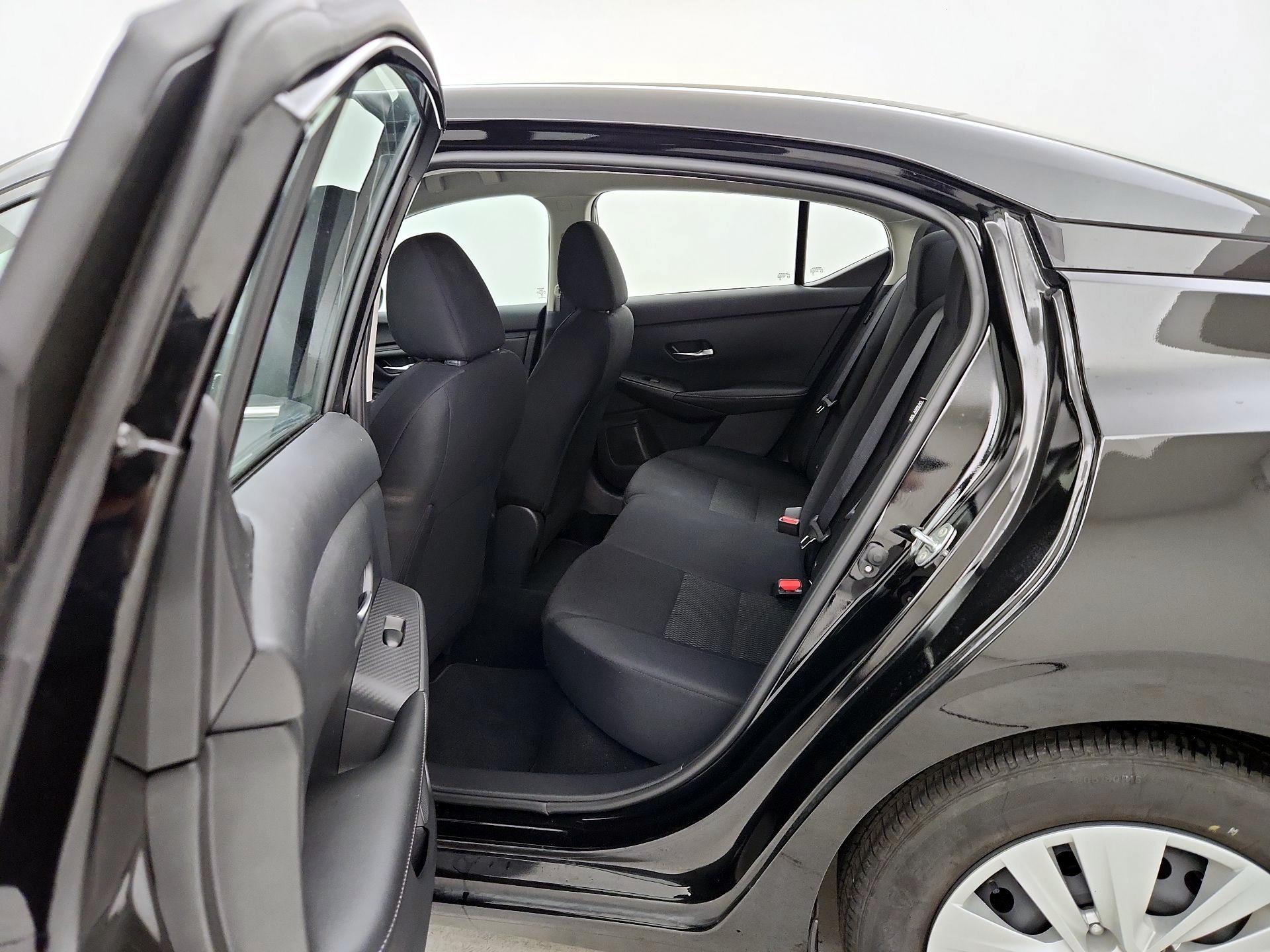 Thumbnail: 2023 Nissan Sentra - 19