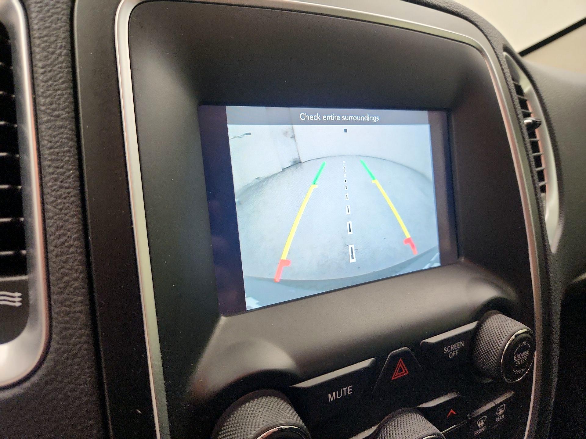 Thumbnail: 2020 Dodge Durango - 14