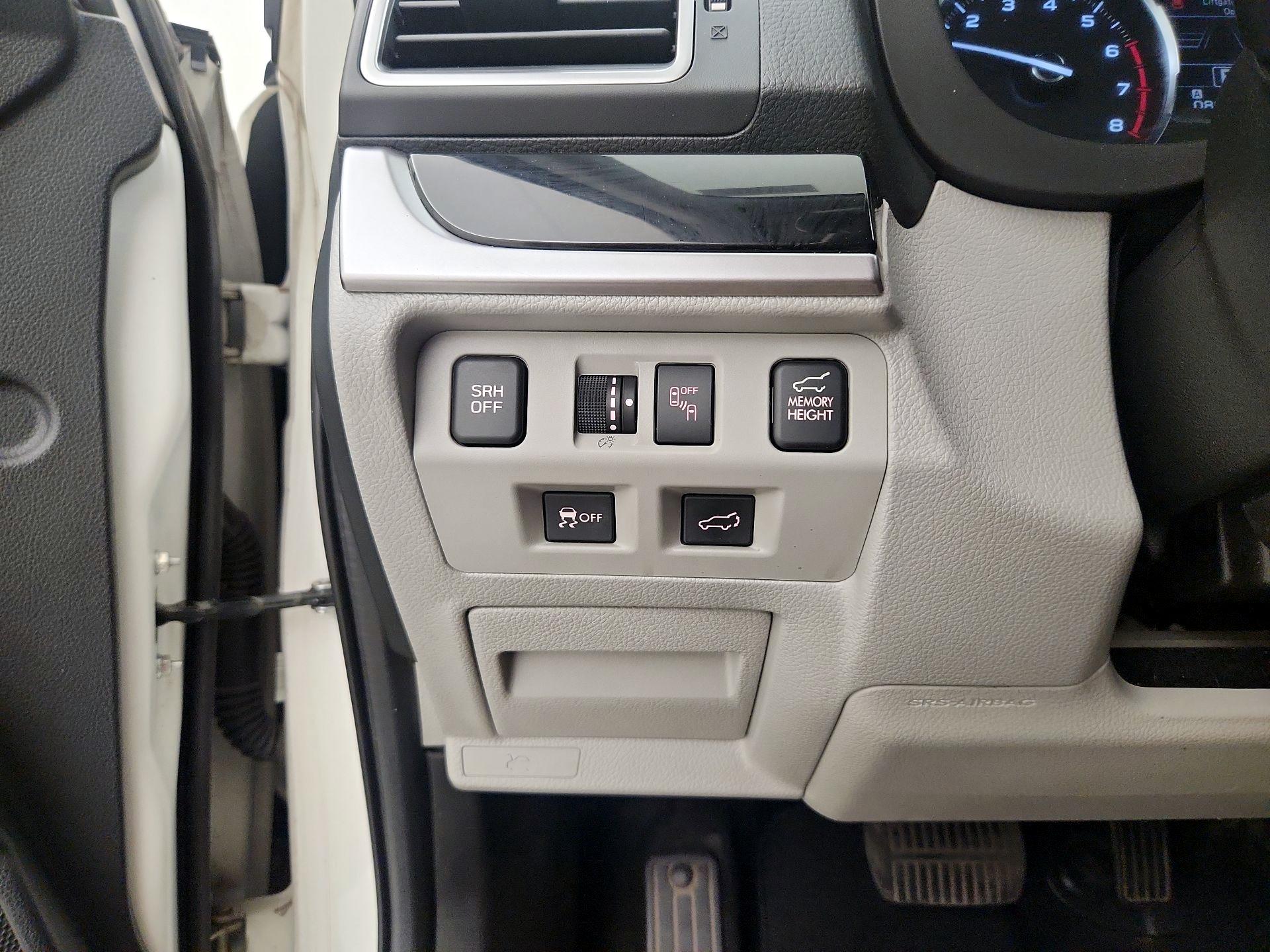 Thumbnail: 2017 Subaru Forester - 13