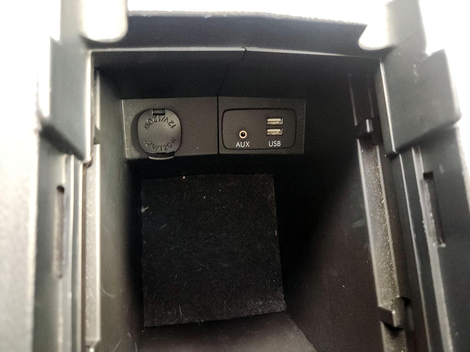 Thumbnail: 2017 Subaru Forester - 19