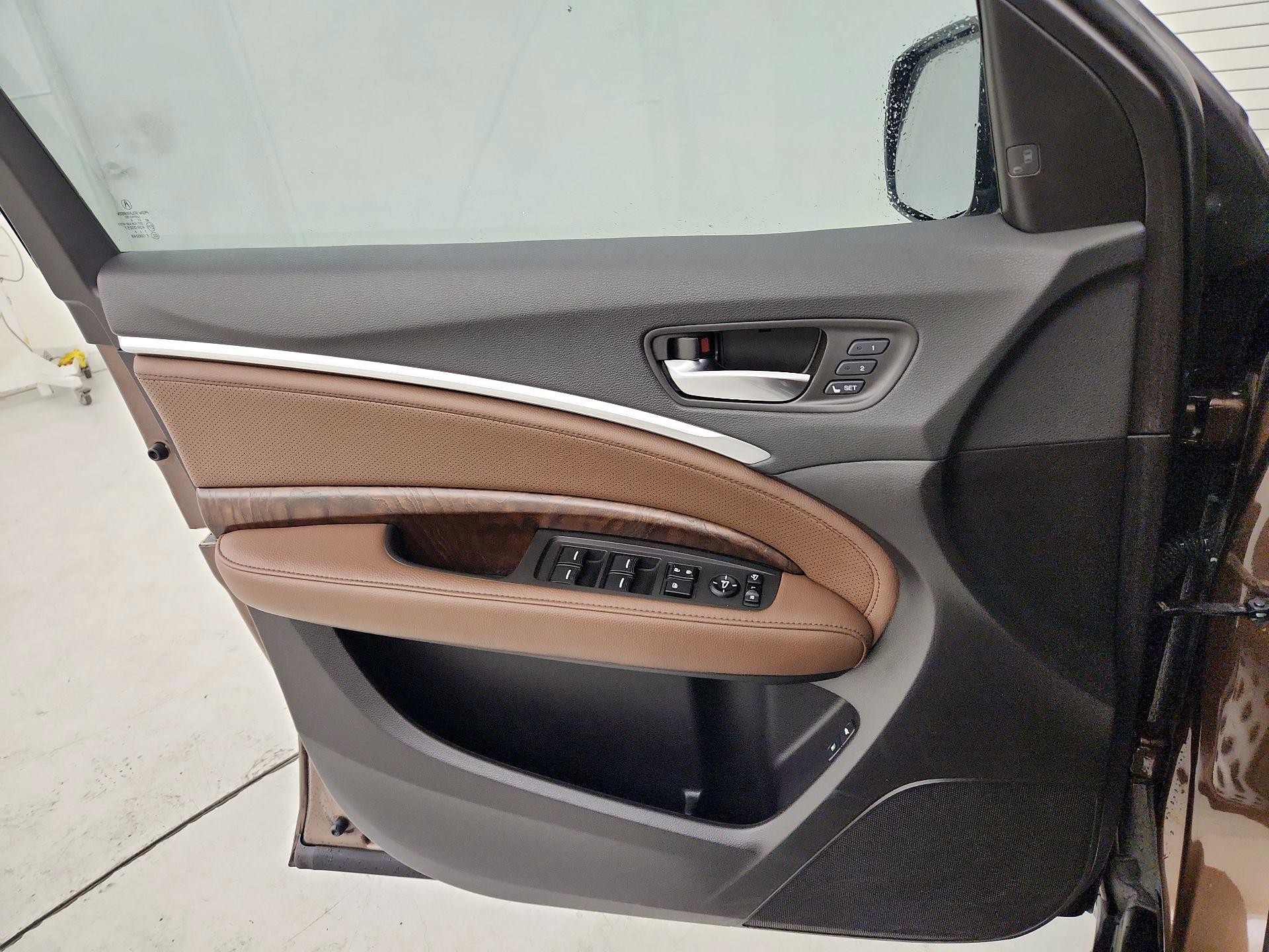 Thumbnail: 2019 Acura MDX - 12