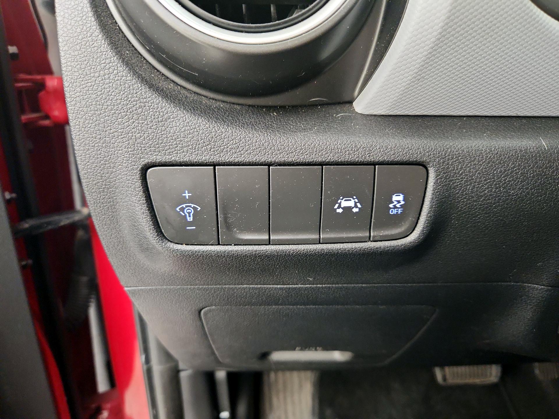 Thumbnail: 2019 Hyundai Kona - 13