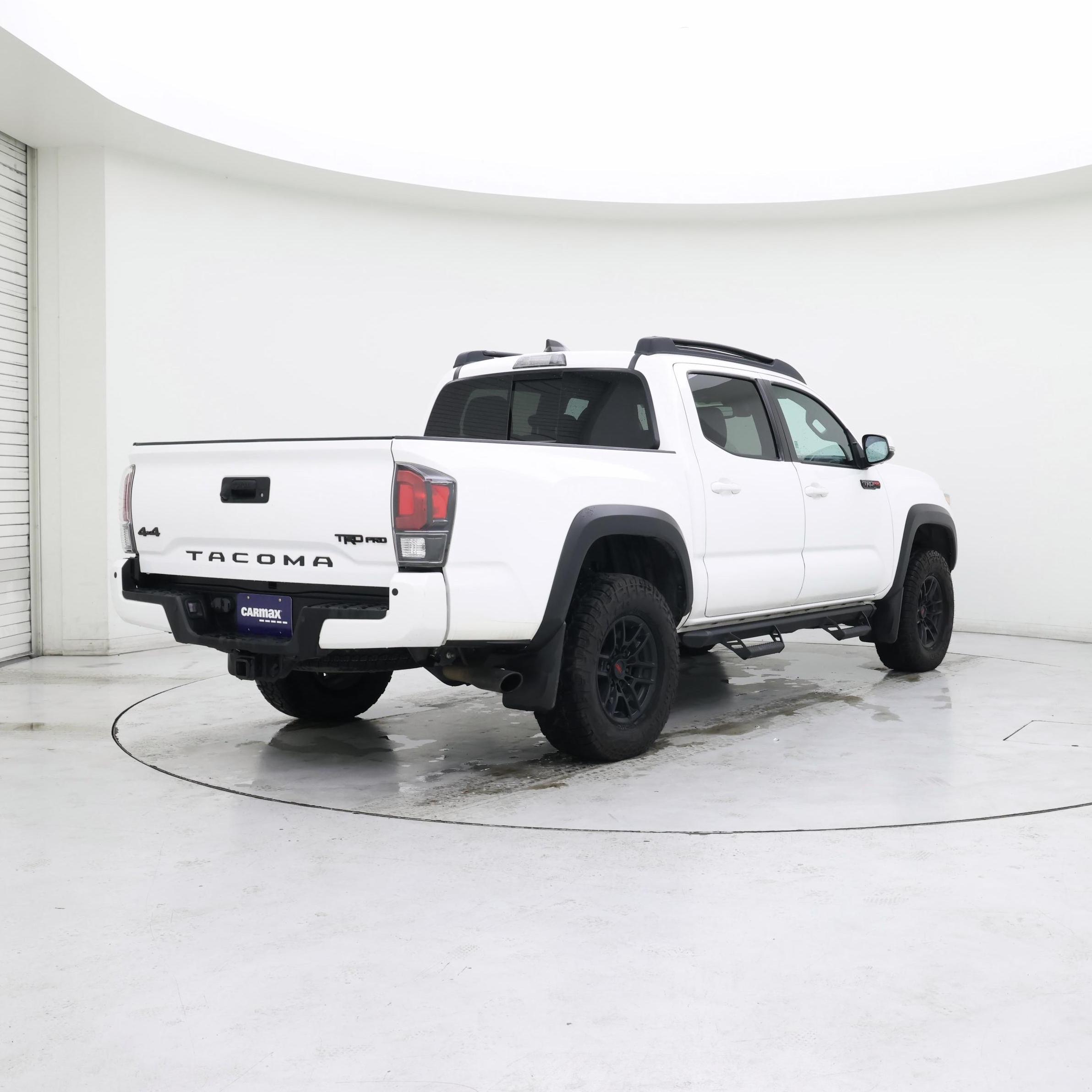 Thumbnail: 2021 Toyota Tacoma - 8