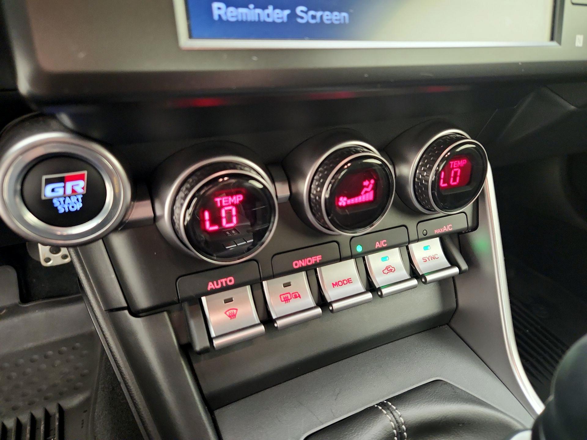 Thumbnail: 2022 Toyota GR86 - 16