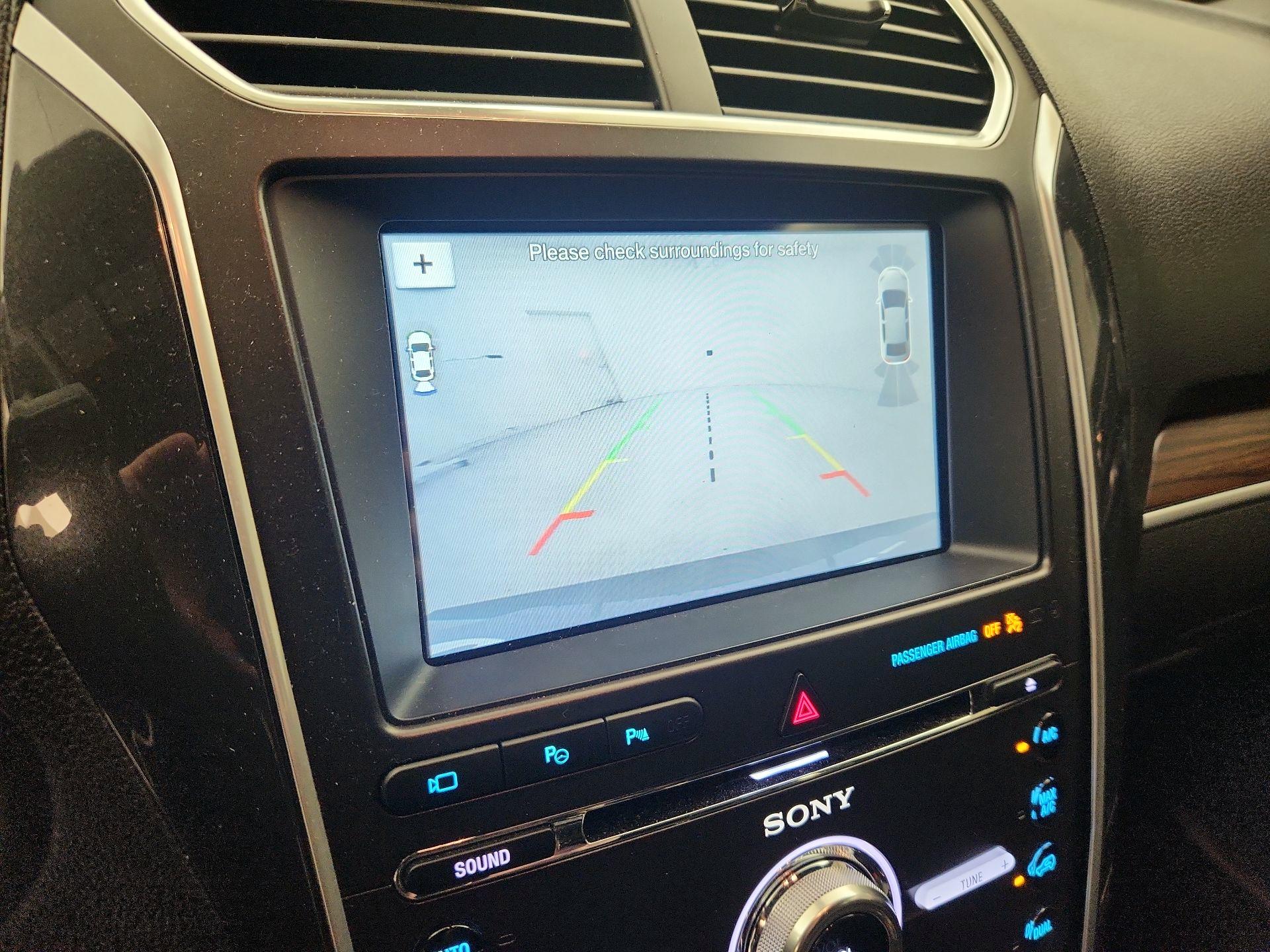 Thumbnail: 2017 Ford Explorer - 15