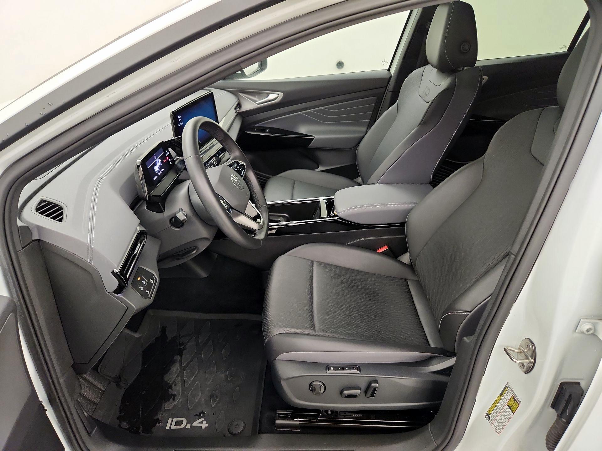 Thumbnail: 2023 Volkswagen ID.4 - 11