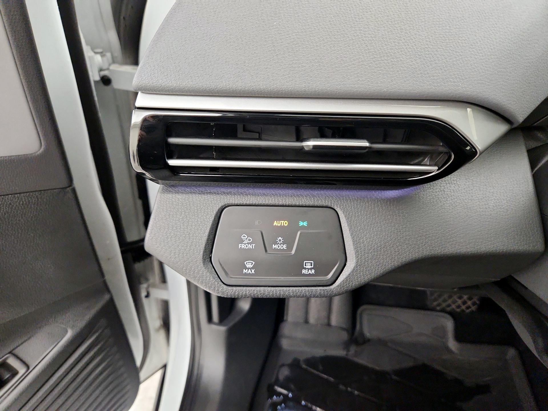 Thumbnail: 2023 Volkswagen ID.4 - 13