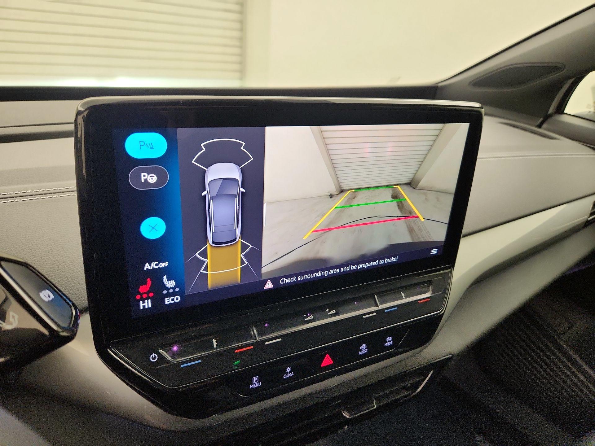 Thumbnail: 2023 Volkswagen ID.4 - 14