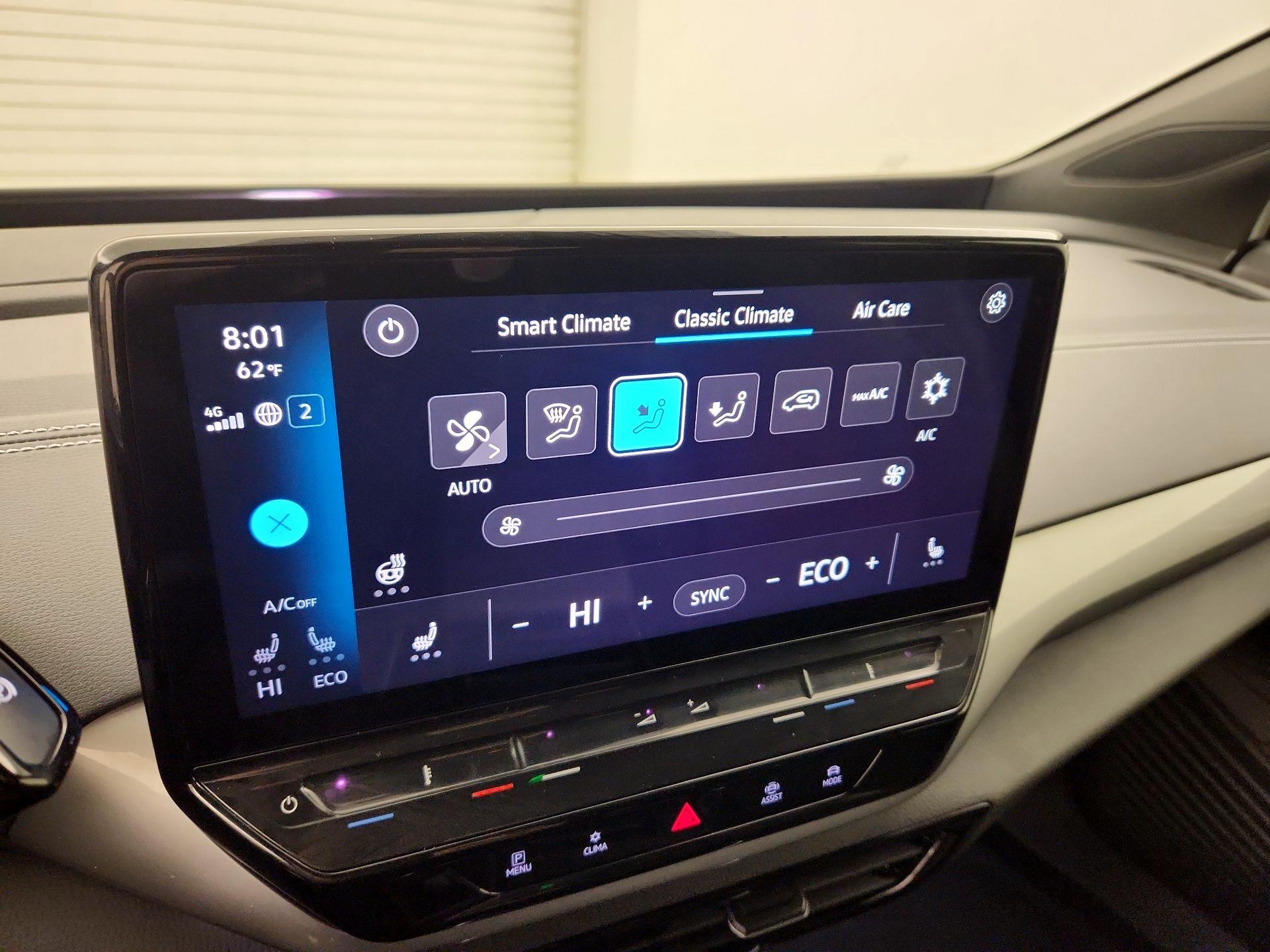 Thumbnail: 2023 Volkswagen ID.4 - 16