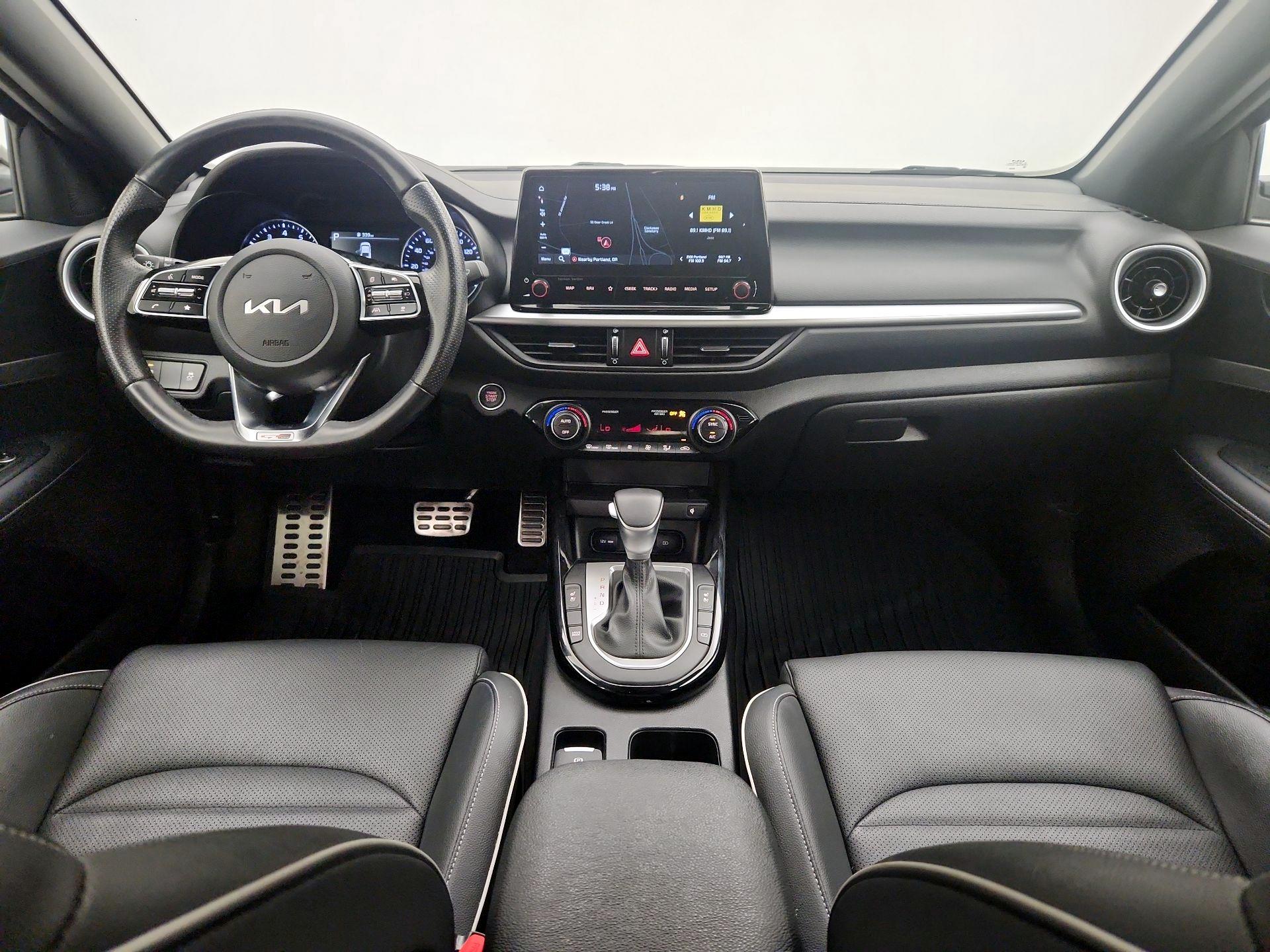 Thumbnail: 2024 Kia Forte - 9