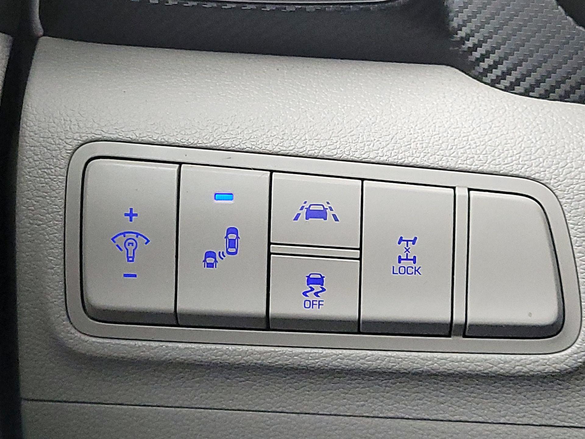 Thumbnail: 2019 Hyundai Tucson - 13