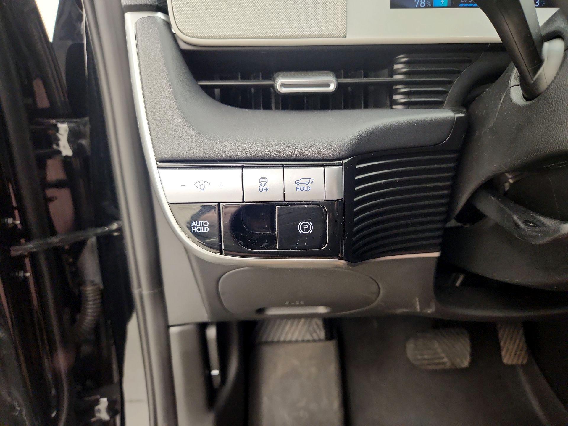 Thumbnail: 2023 Hyundai Ioniq 5 - 13