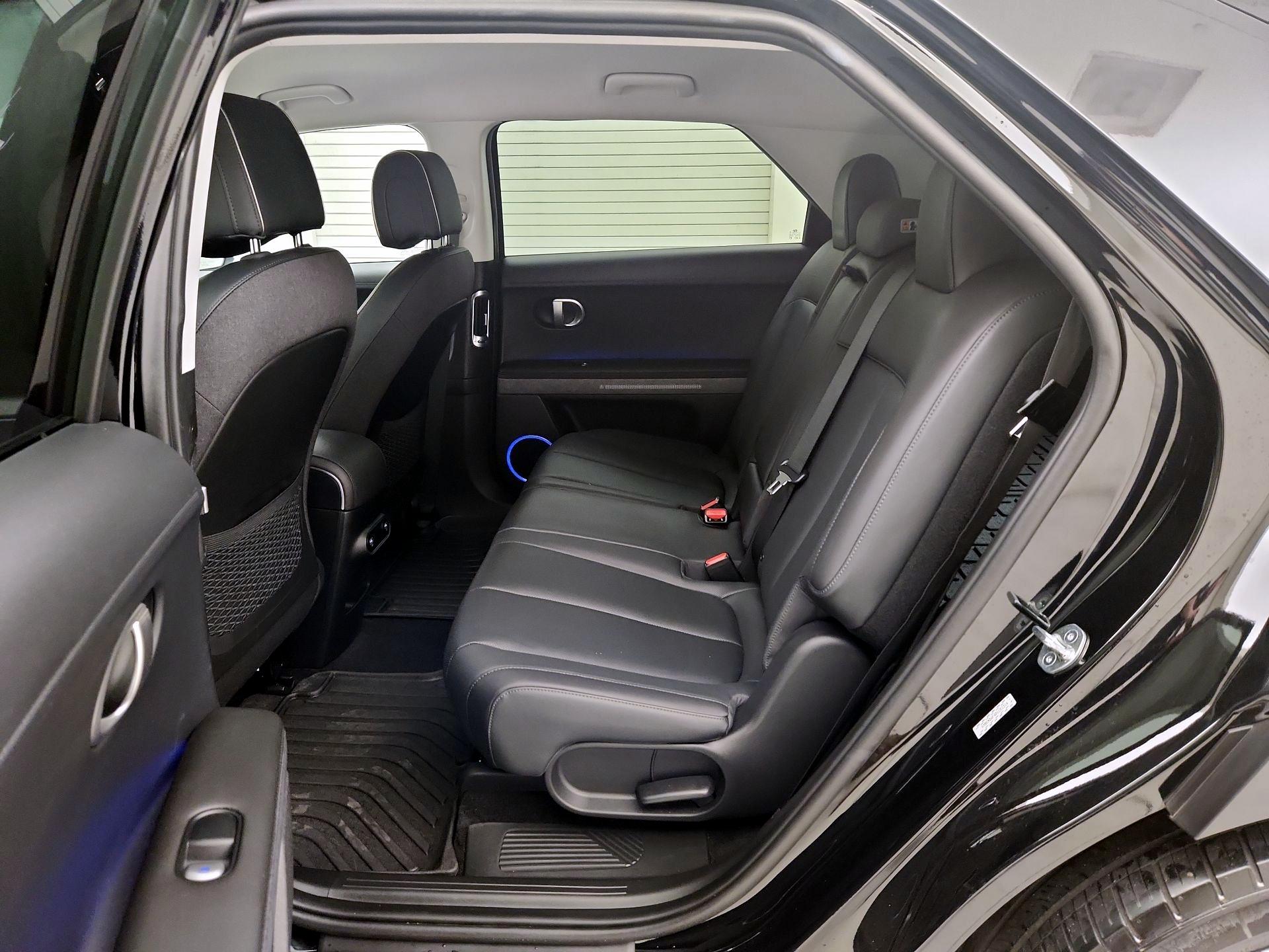 Thumbnail: 2023 Hyundai Ioniq 5 - 20