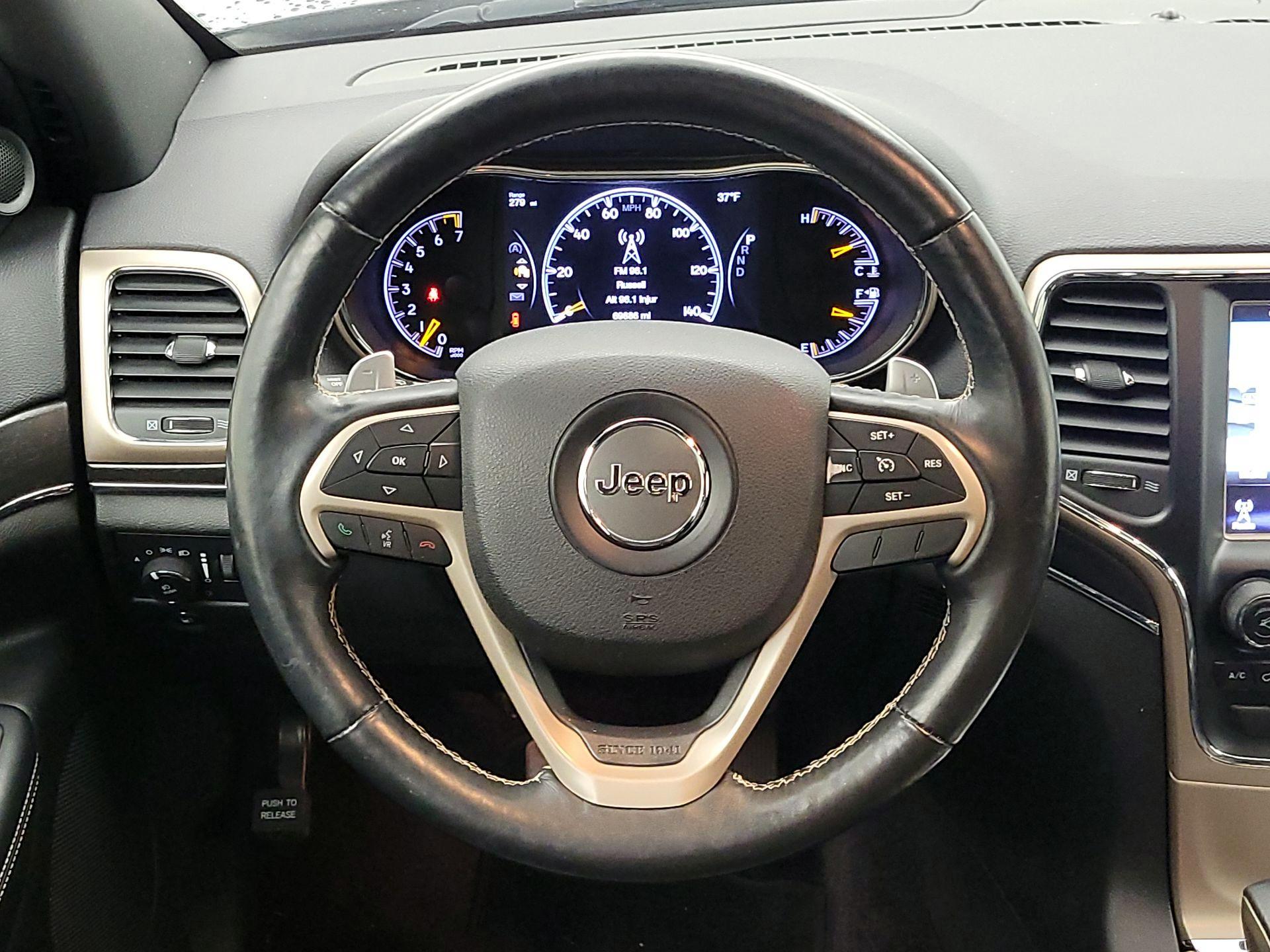 Thumbnail: 2017 Jeep Grand Cherokee - 10