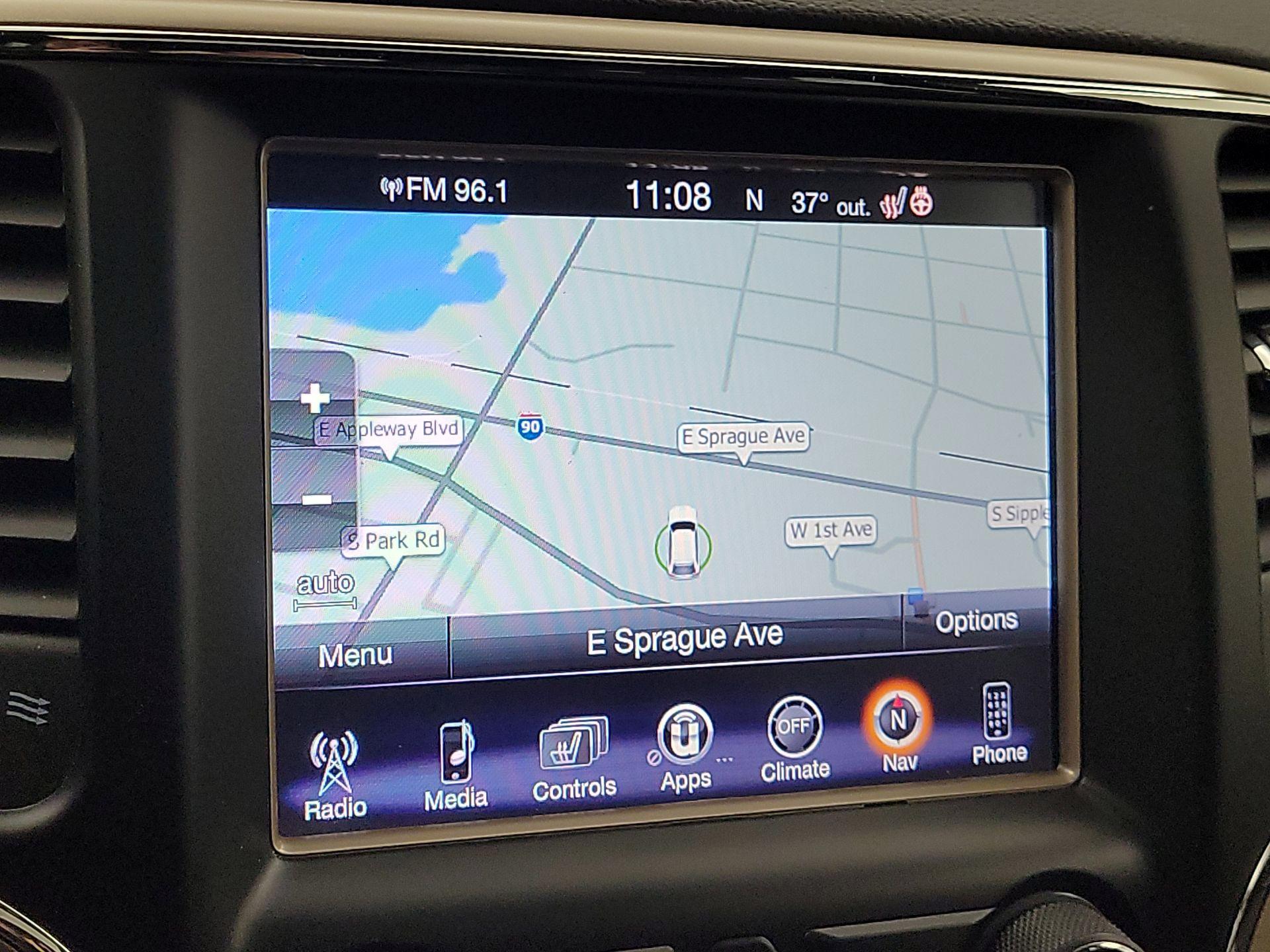 Thumbnail: 2017 Jeep Grand Cherokee - 14