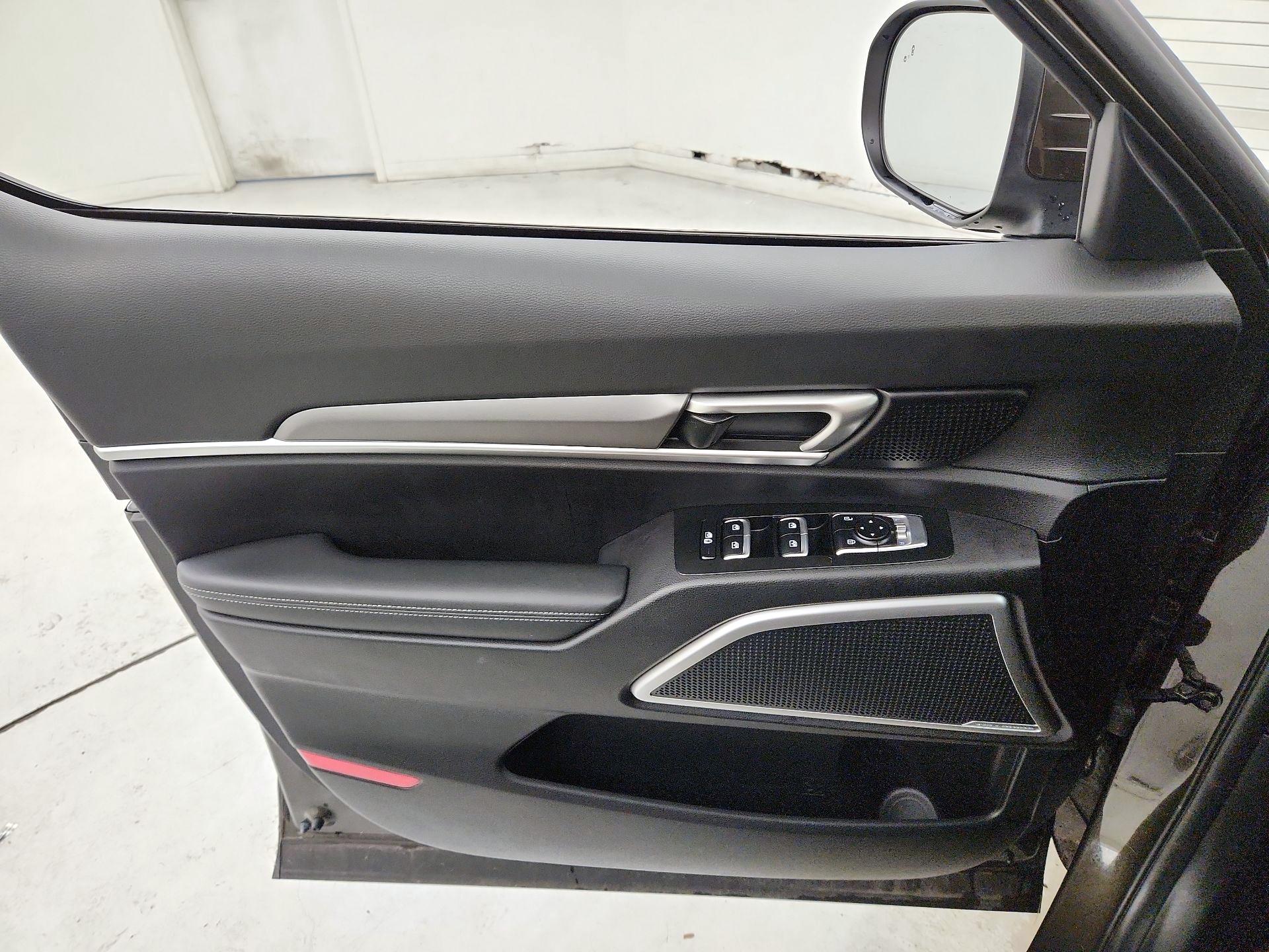 Thumbnail: 2022 Kia Telluride - 12