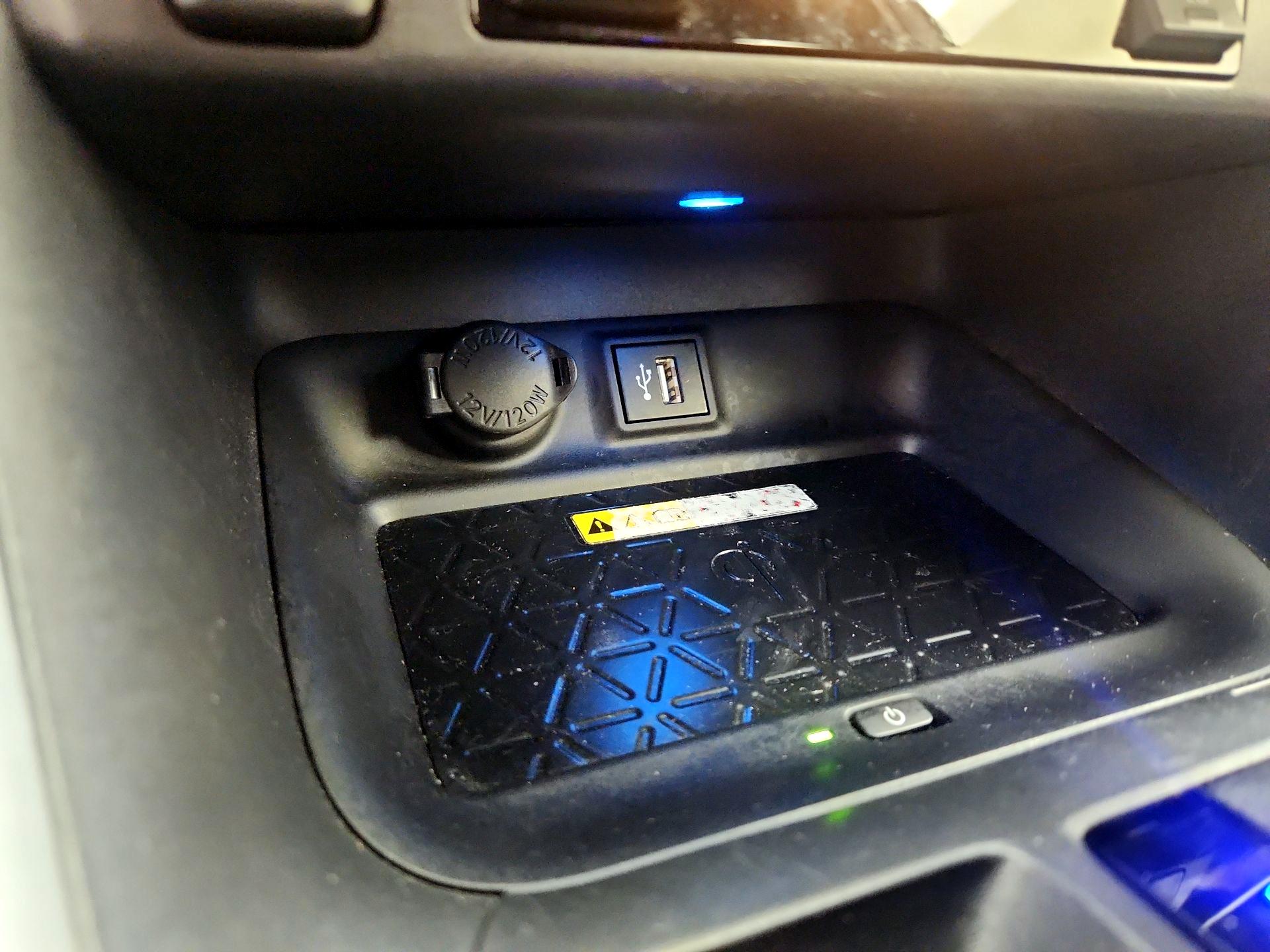 Thumbnail: 2024 Toyota RAV4 - 18