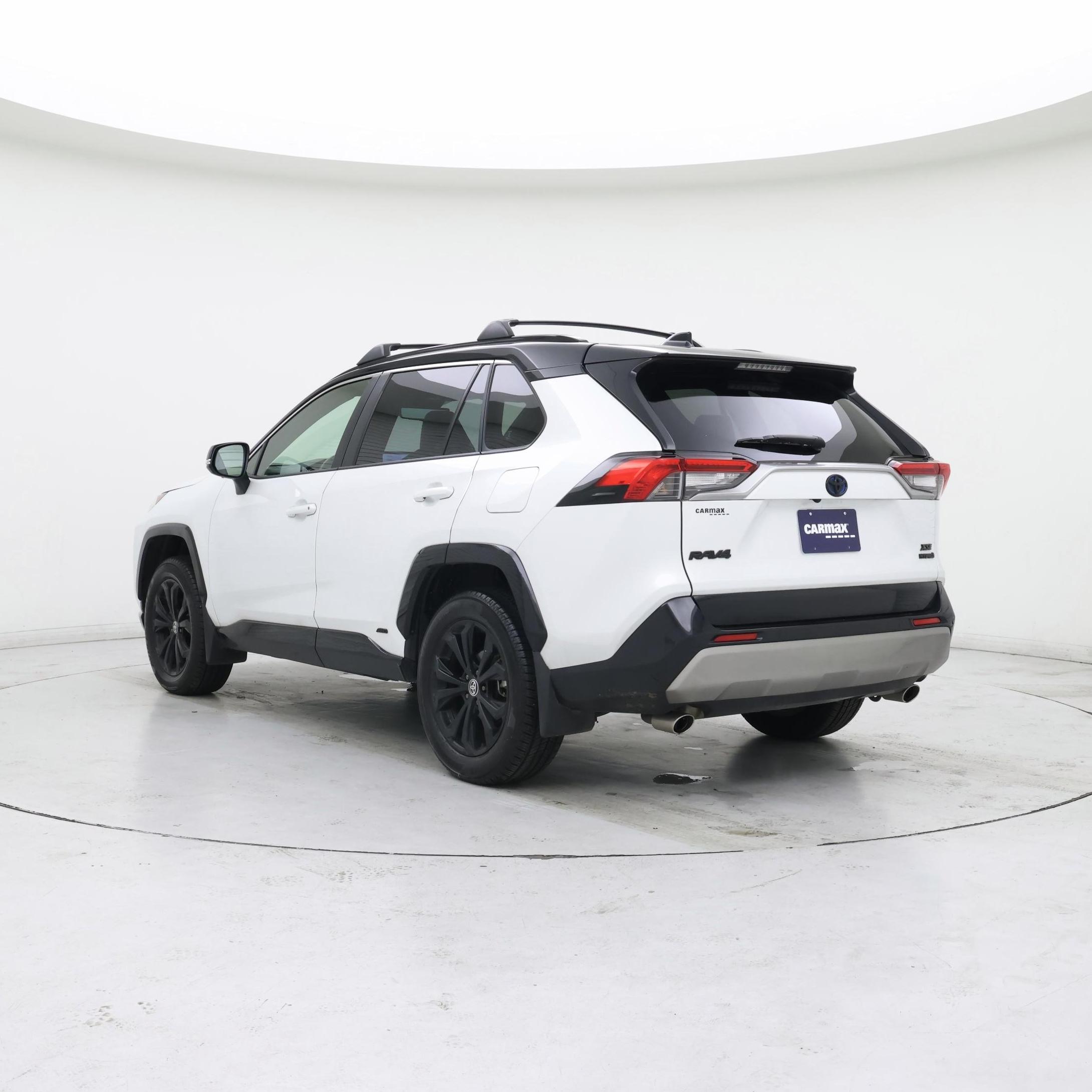 Thumbnail: 2024 Toyota RAV4 - 2
