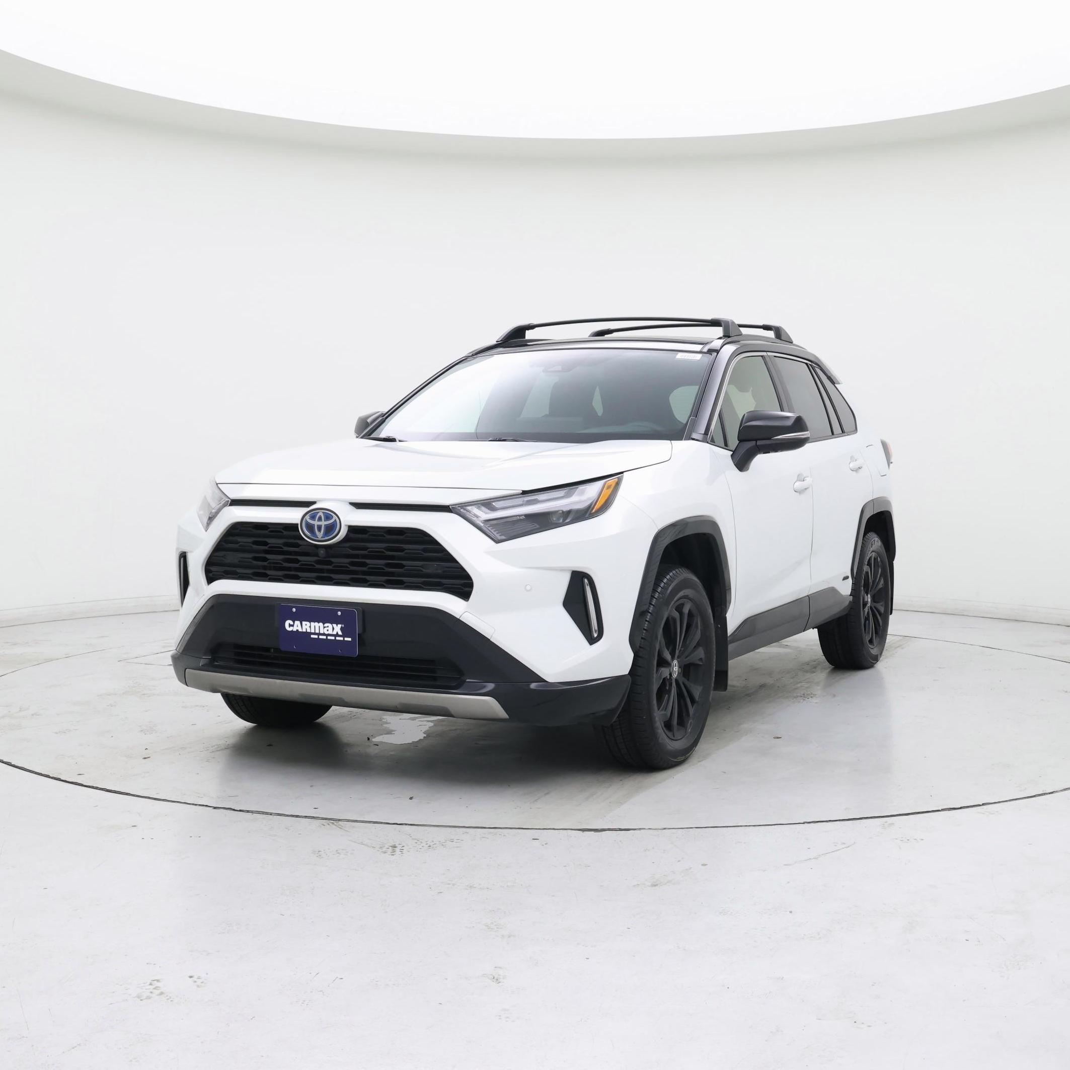 Thumbnail: 2024 Toyota RAV4 - 4