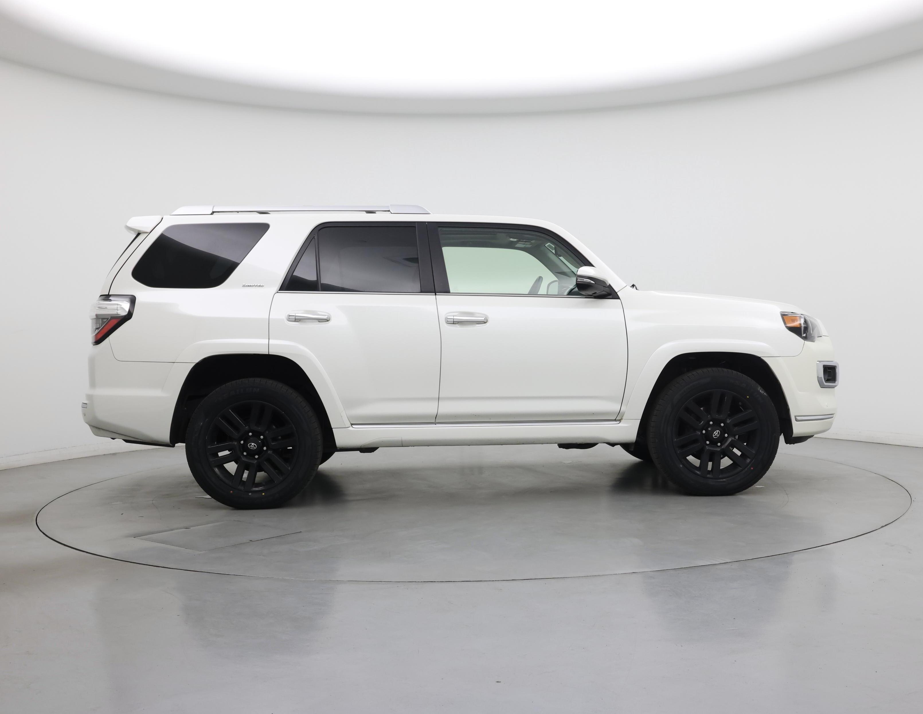 Thumbnail: 2018 Toyota 4Runner - 7
