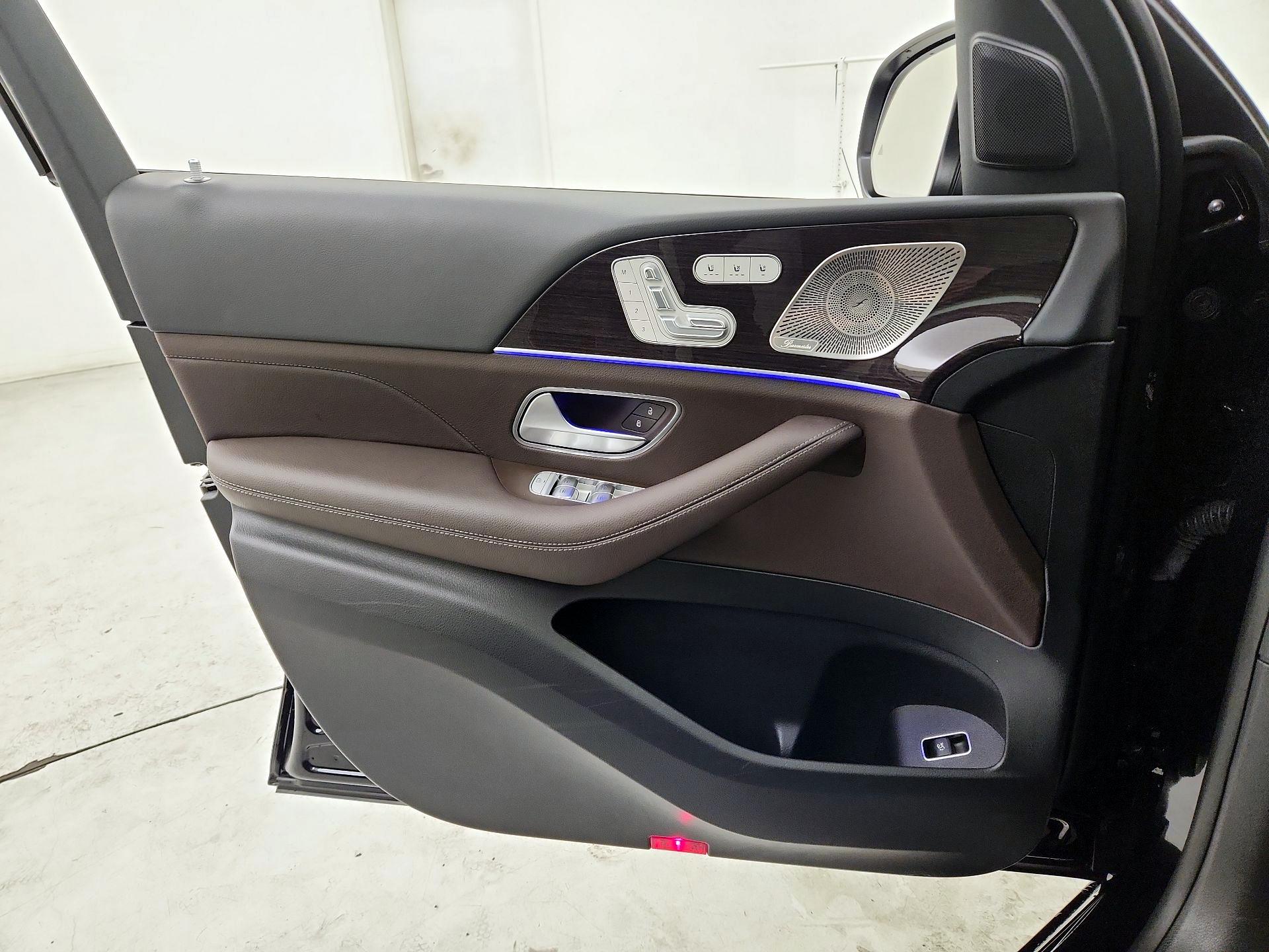 Thumbnail: 2023 Mercedes-Benz GLS - 12