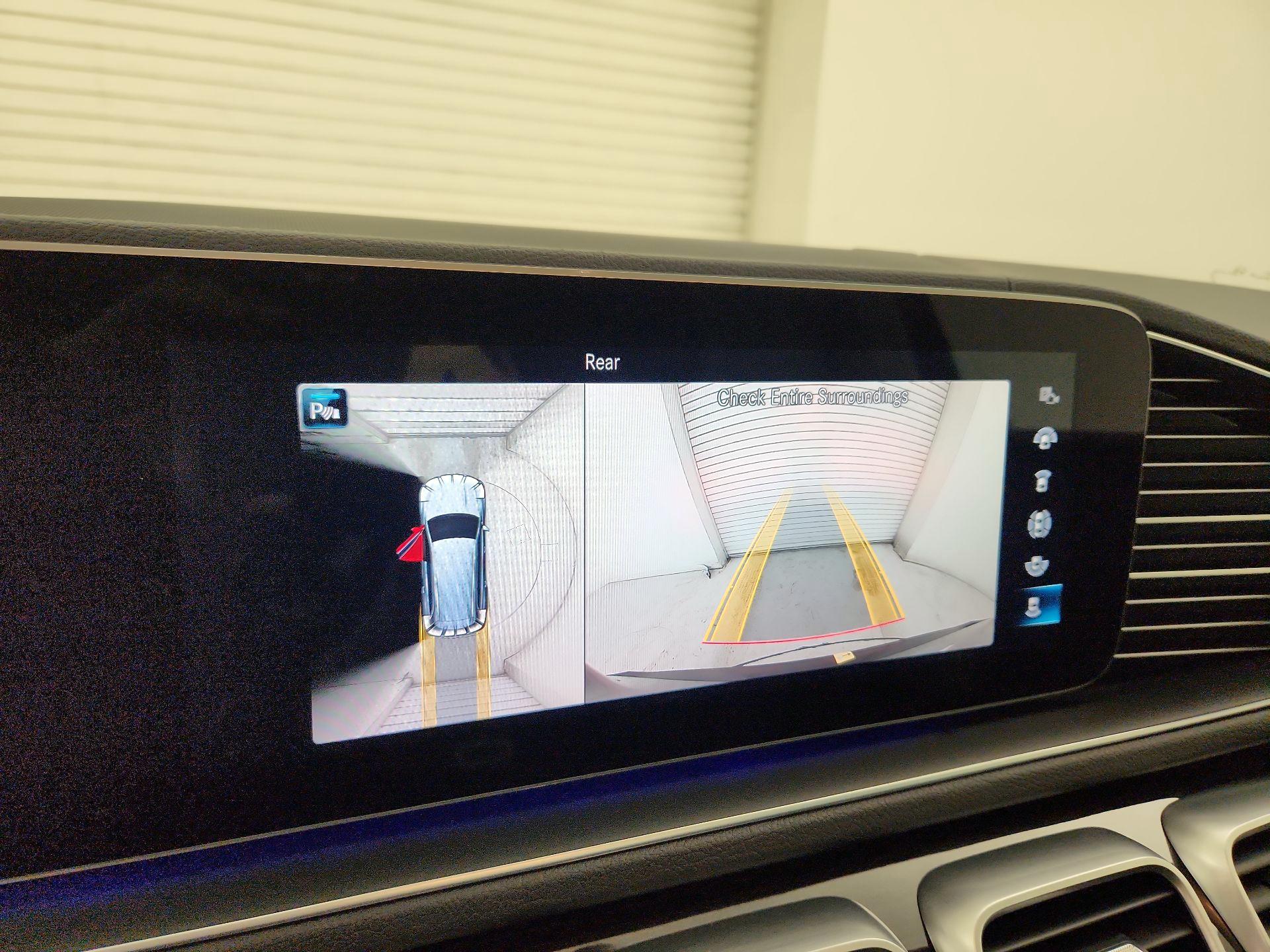 Thumbnail: 2023 Mercedes-Benz GLS - 15