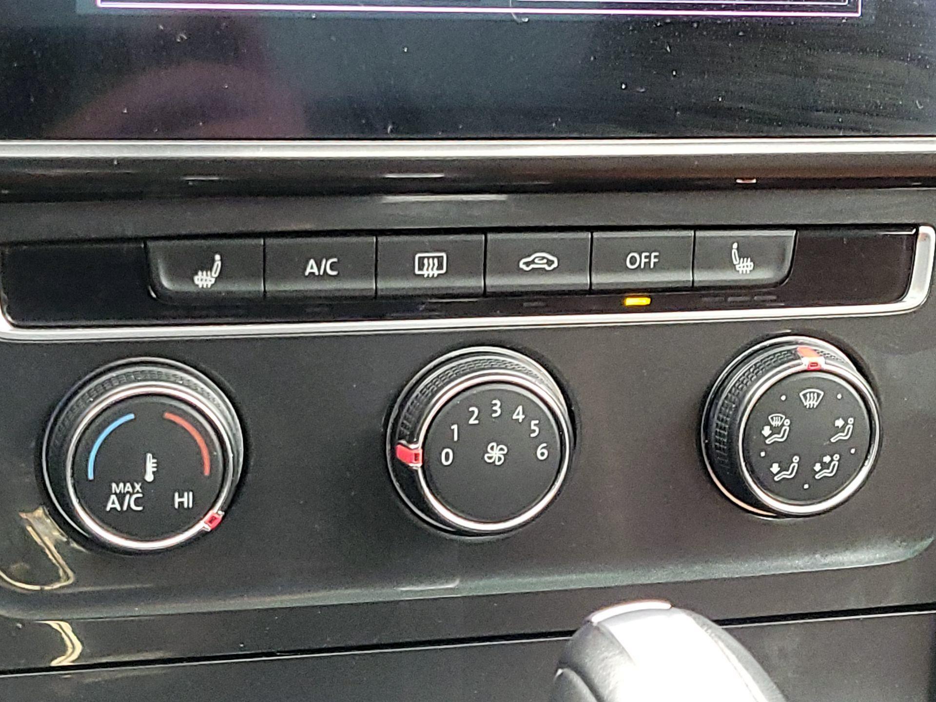 Thumbnail: 2018 Volkswagen Golf - 16