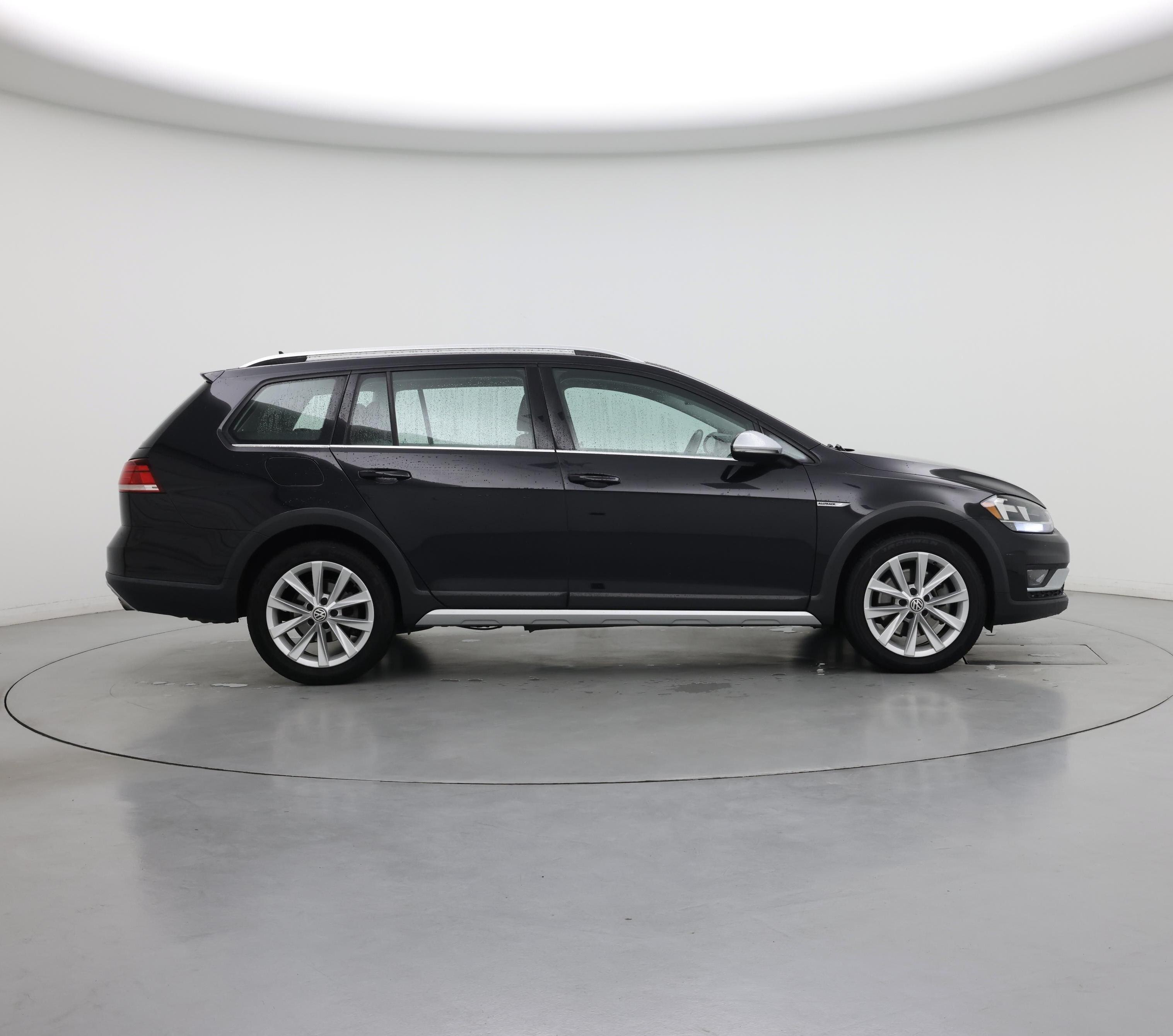 Thumbnail: 2018 Volkswagen Golf - 7